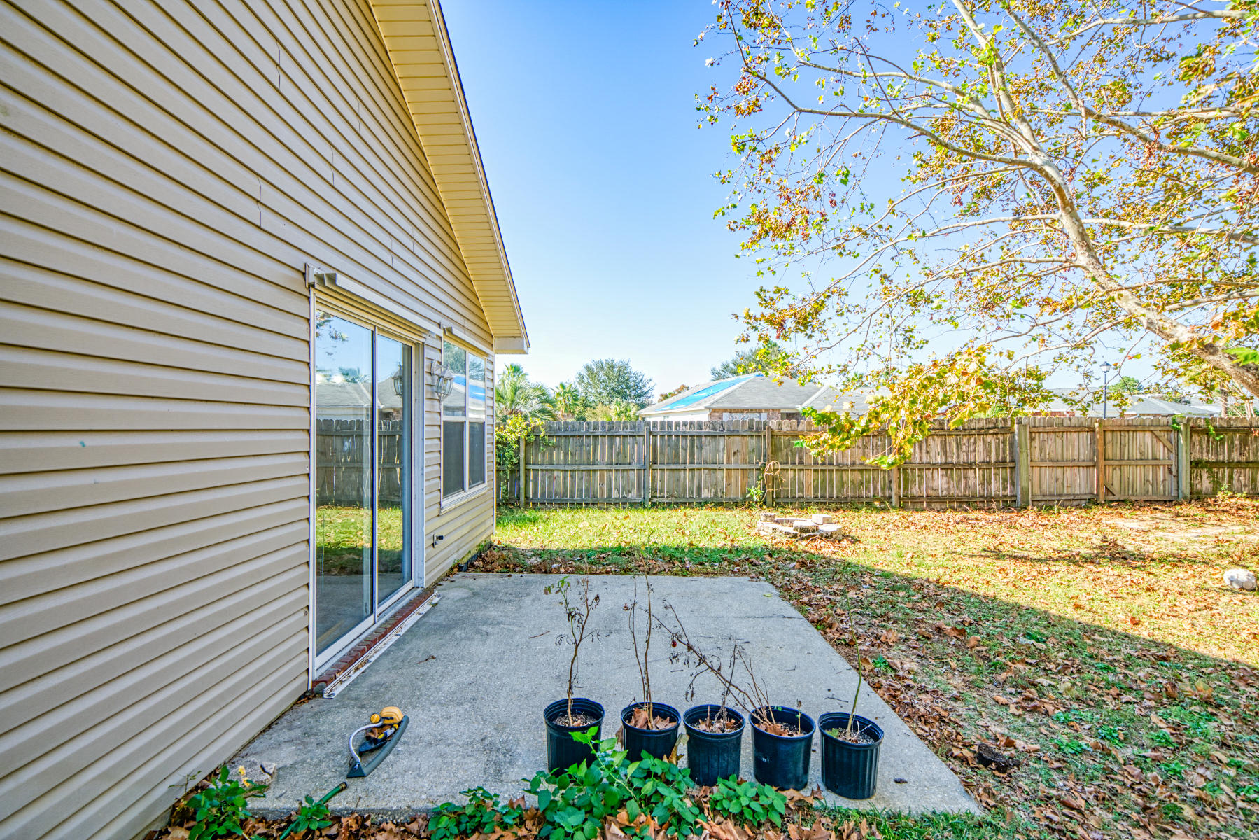 HIDDEN SHORES - Residential