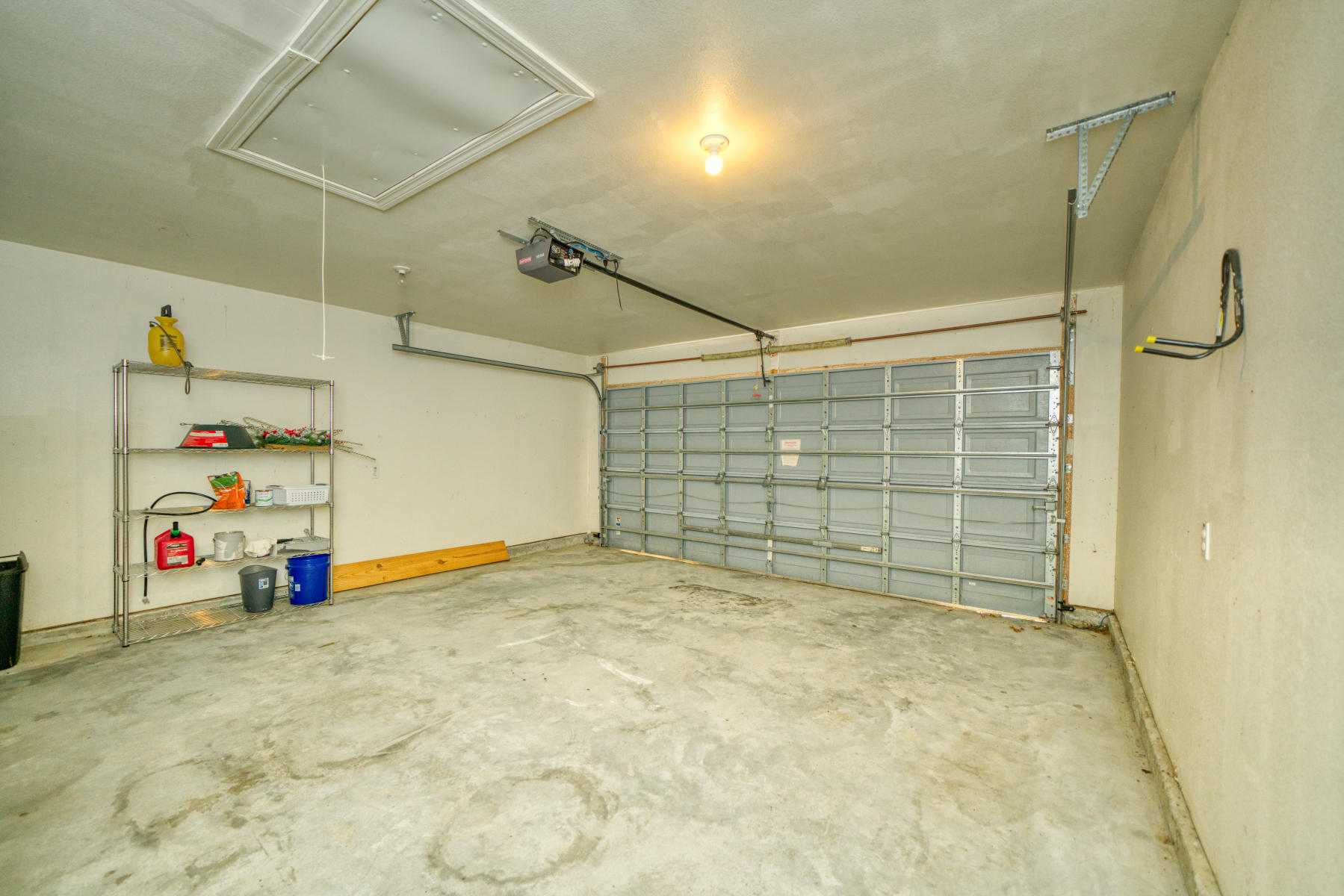 HIDDEN SHORES - Residential