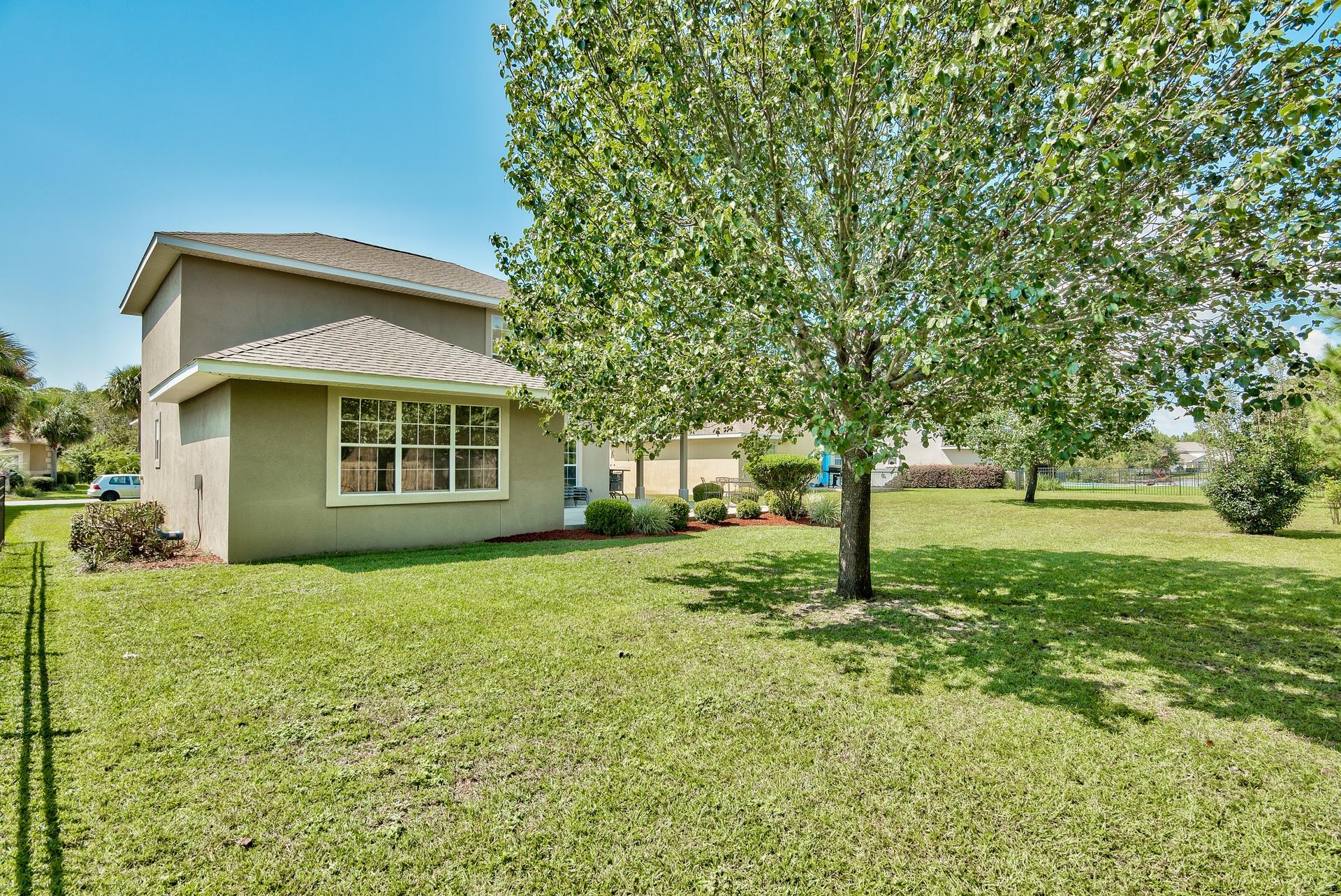 EMERALD LAKES PH 3 - Residential