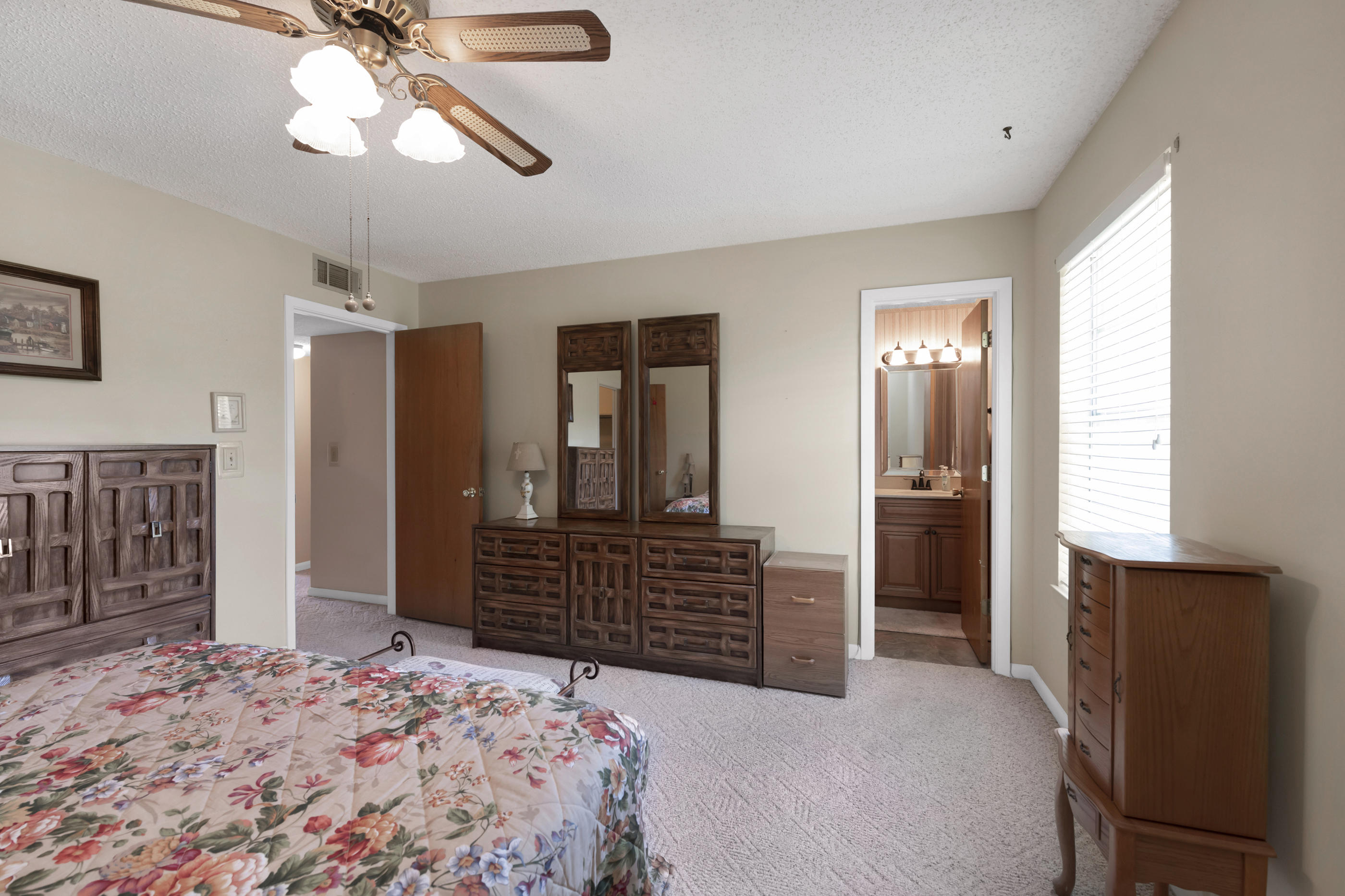 GULFVIEW S/D TO MARY ESTHER - Residential