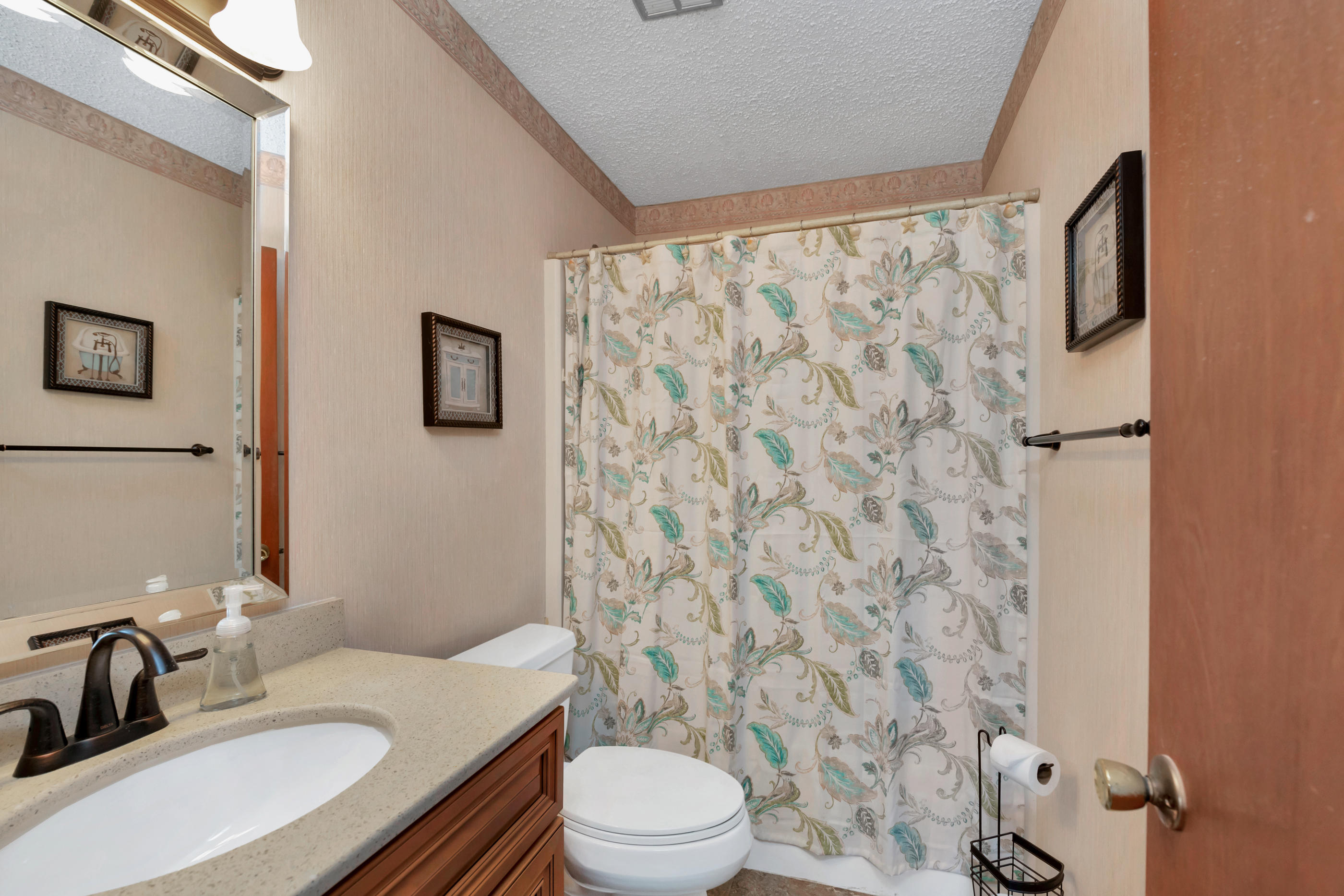 GULFVIEW S/D TO MARY ESTHER - Residential