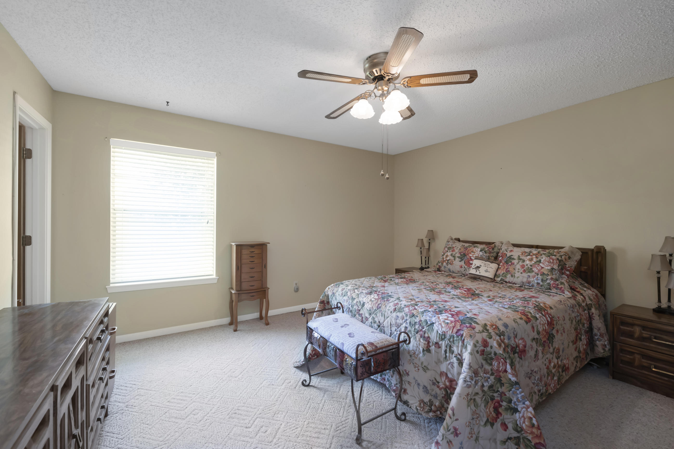 GULFVIEW S/D TO MARY ESTHER - Residential