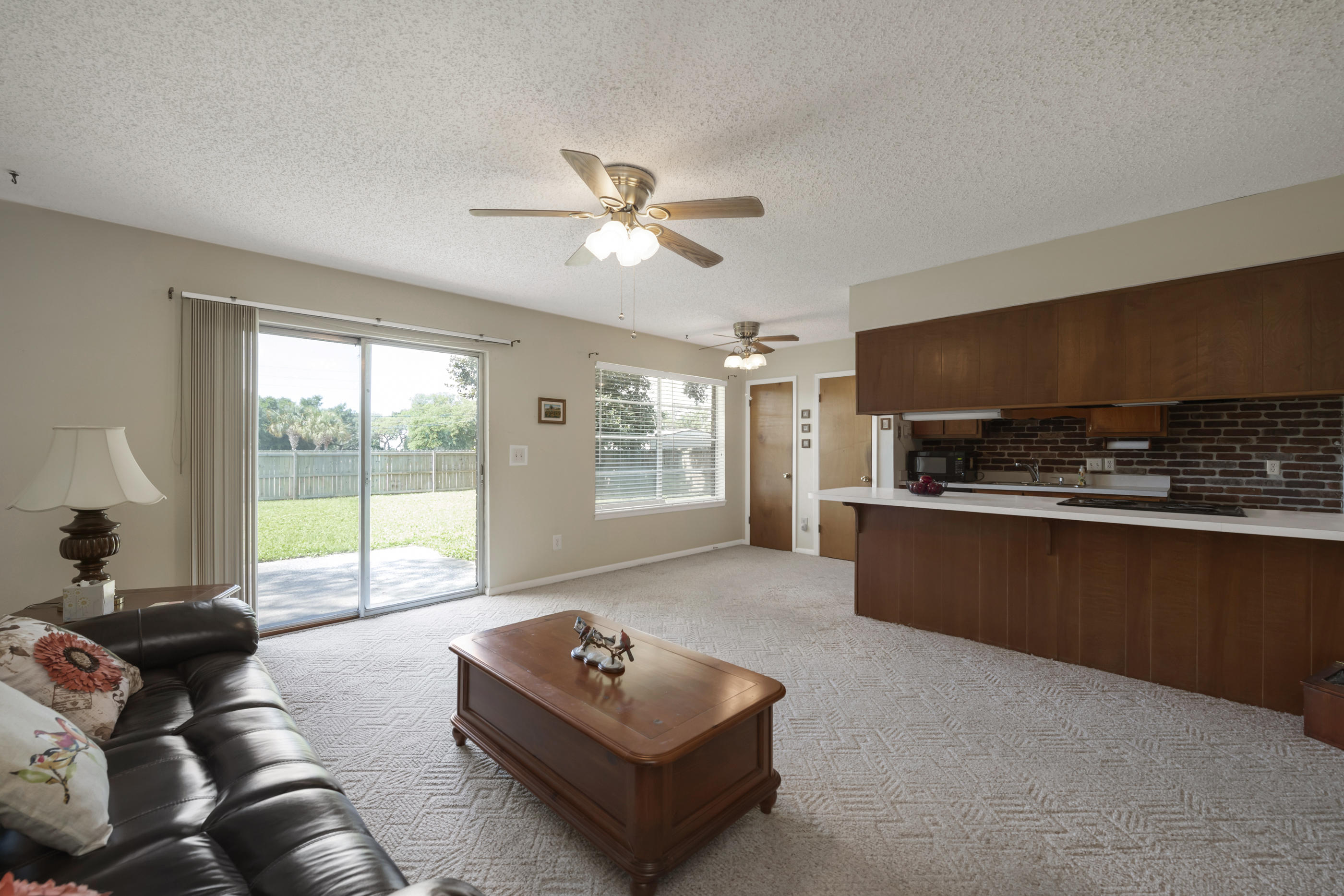 GULFVIEW S/D TO MARY ESTHER - Residential