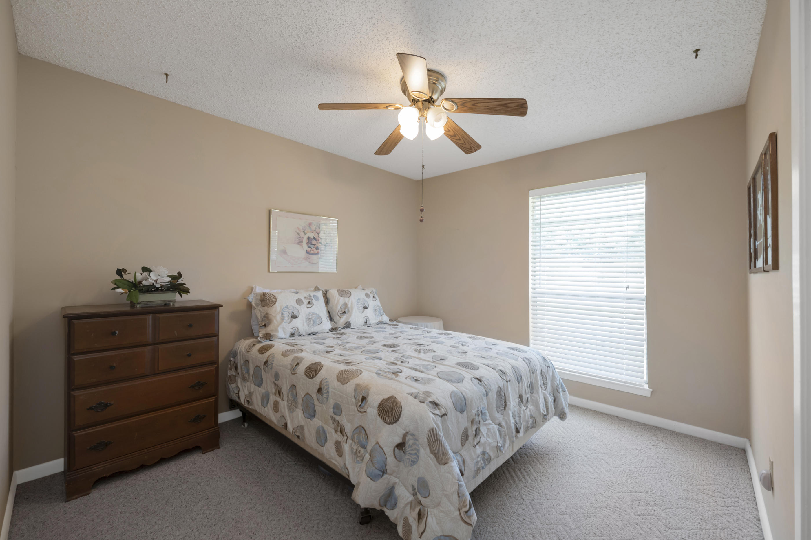 GULFVIEW S/D TO MARY ESTHER - Residential