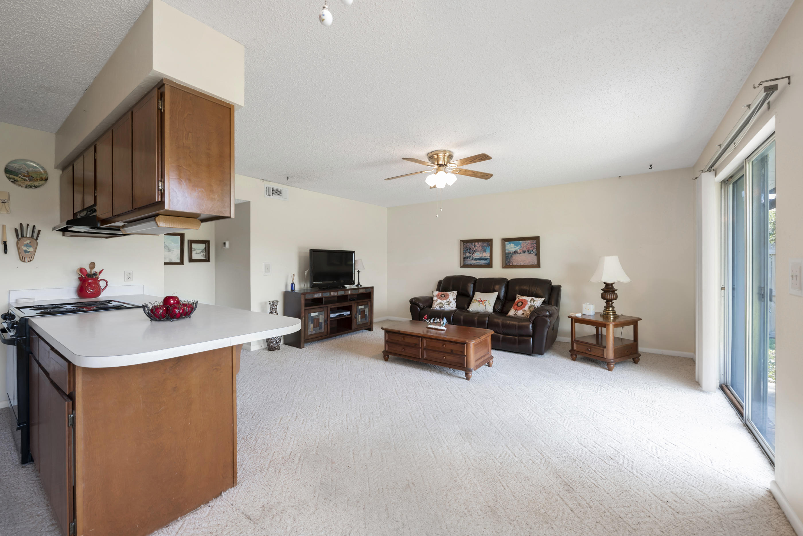 GULFVIEW S/D TO MARY ESTHER - Residential