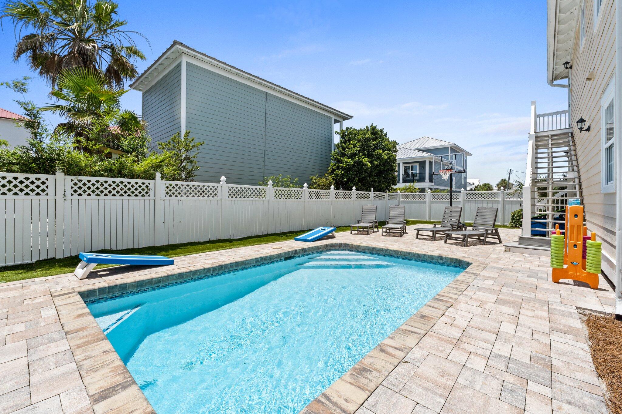 CRYSTAL BEACH - Residential