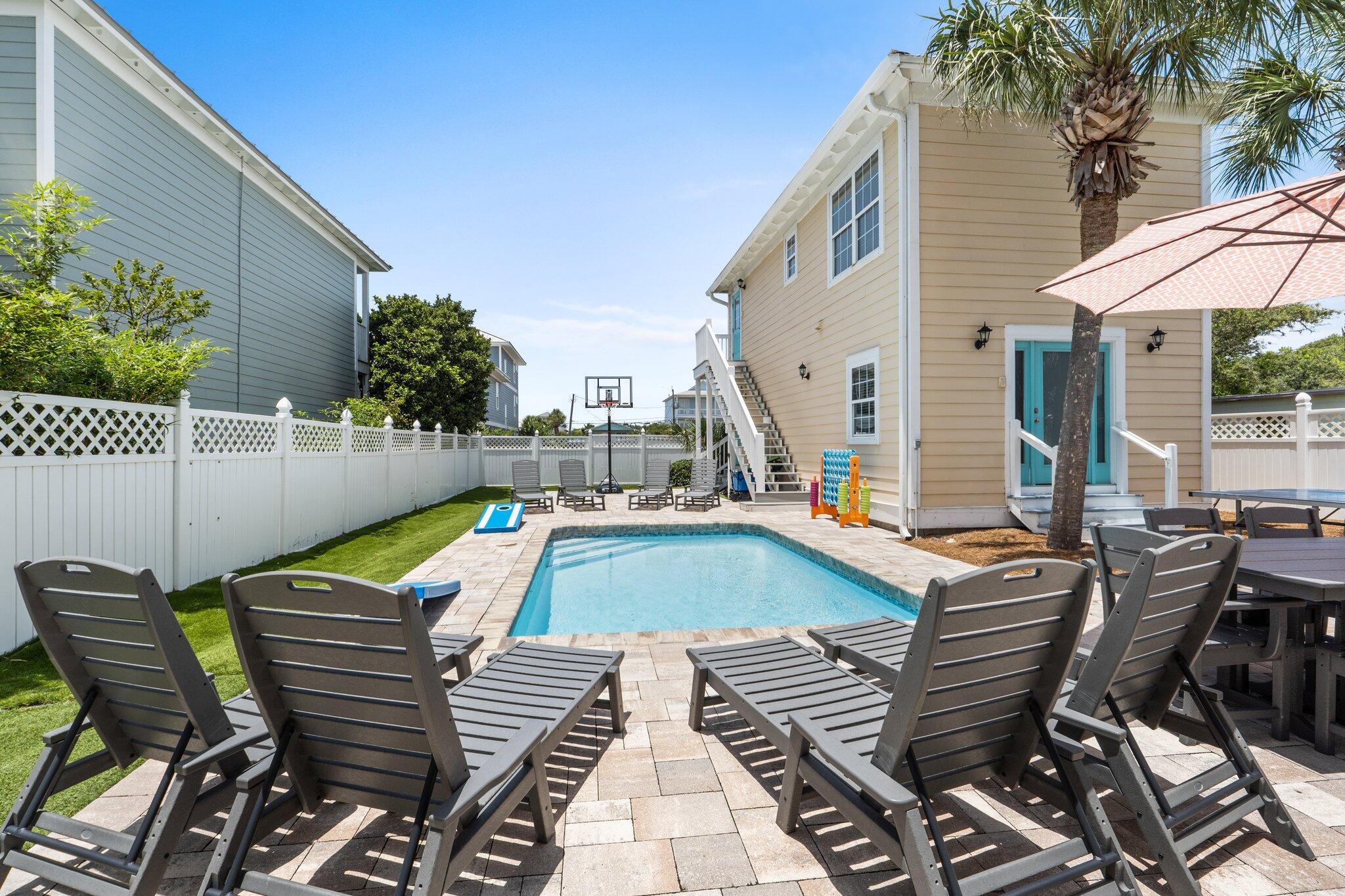 CRYSTAL BEACH - Residential