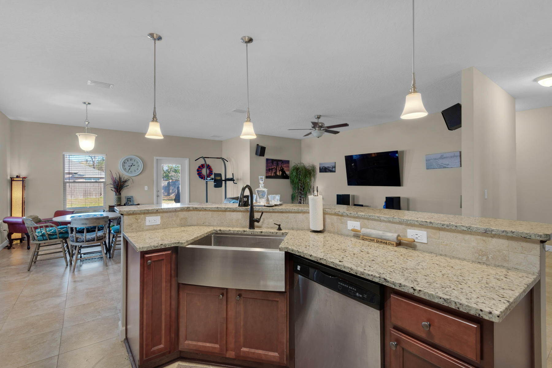 WYNNEHAVEN BEACH ESTATES - Residential