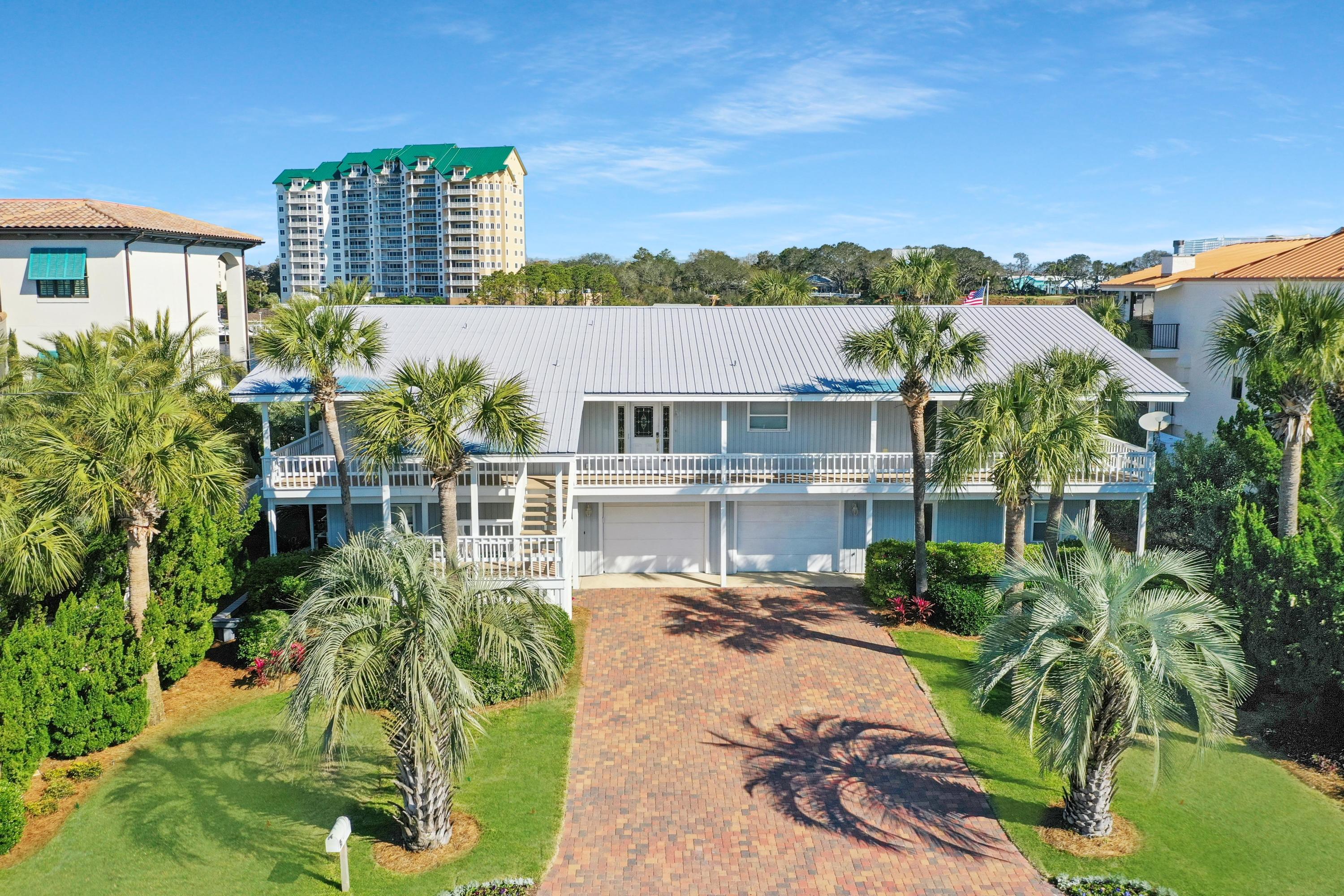 HOLIDAY ISLE - Residential