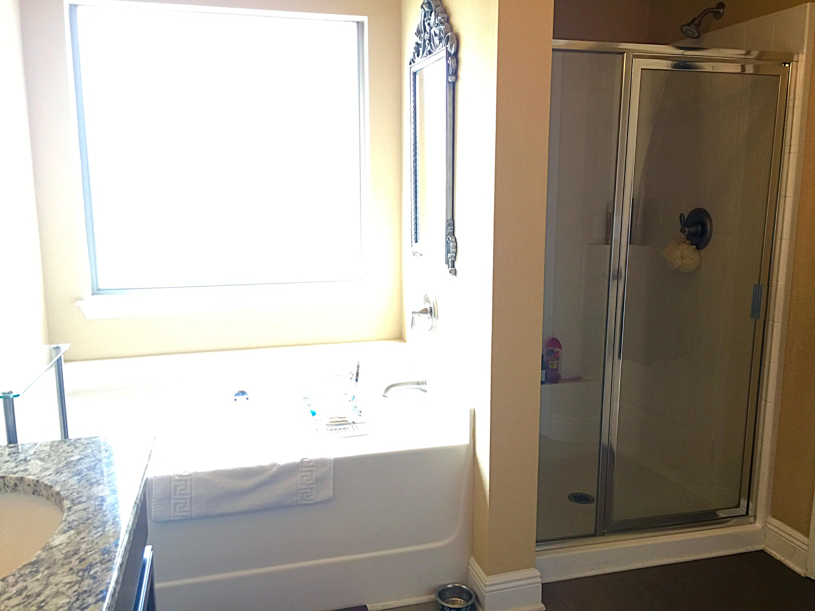 WHISPERING LAKES ESTATES - Residential