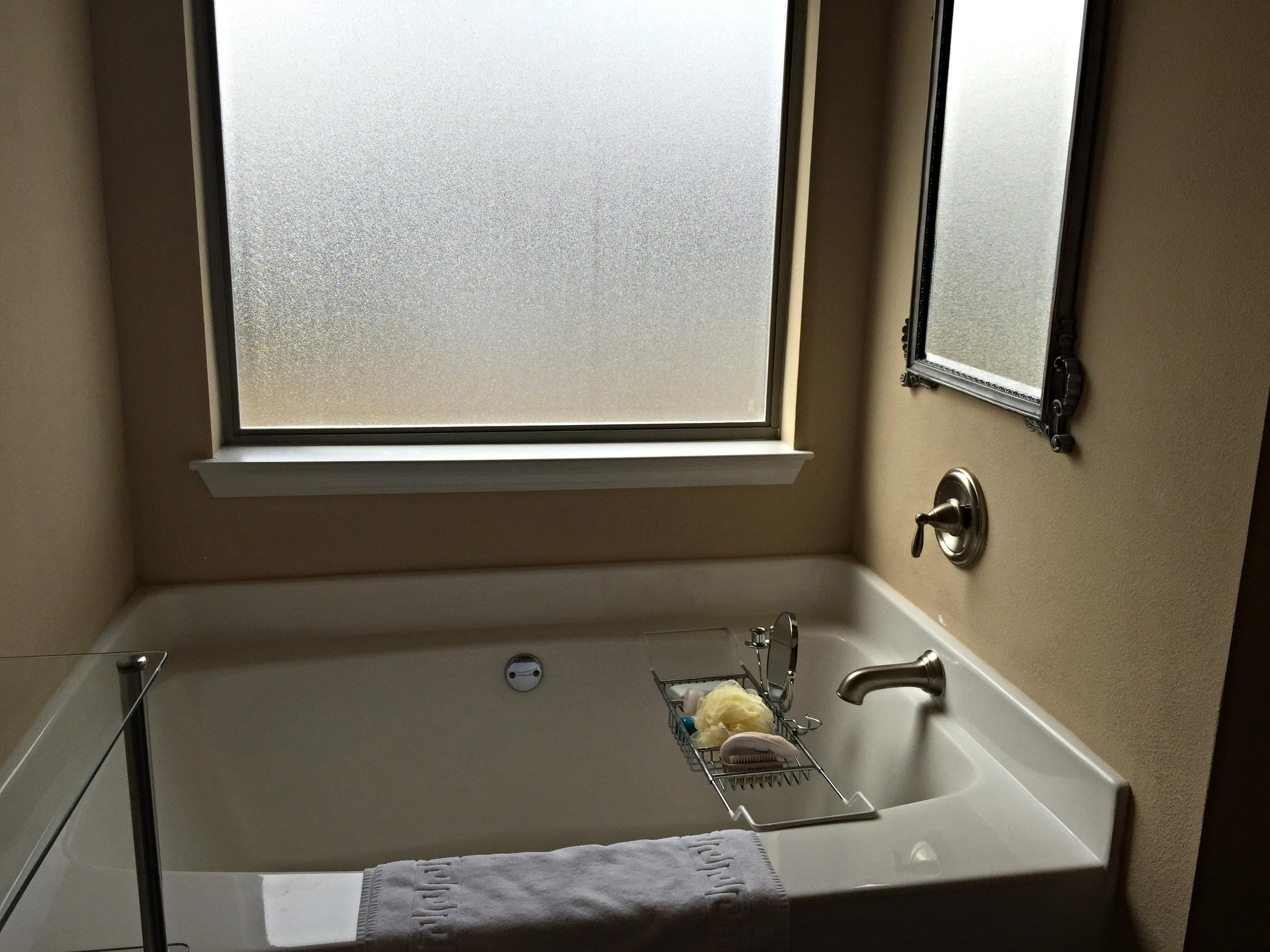 WHISPERING LAKES ESTATES - Residential