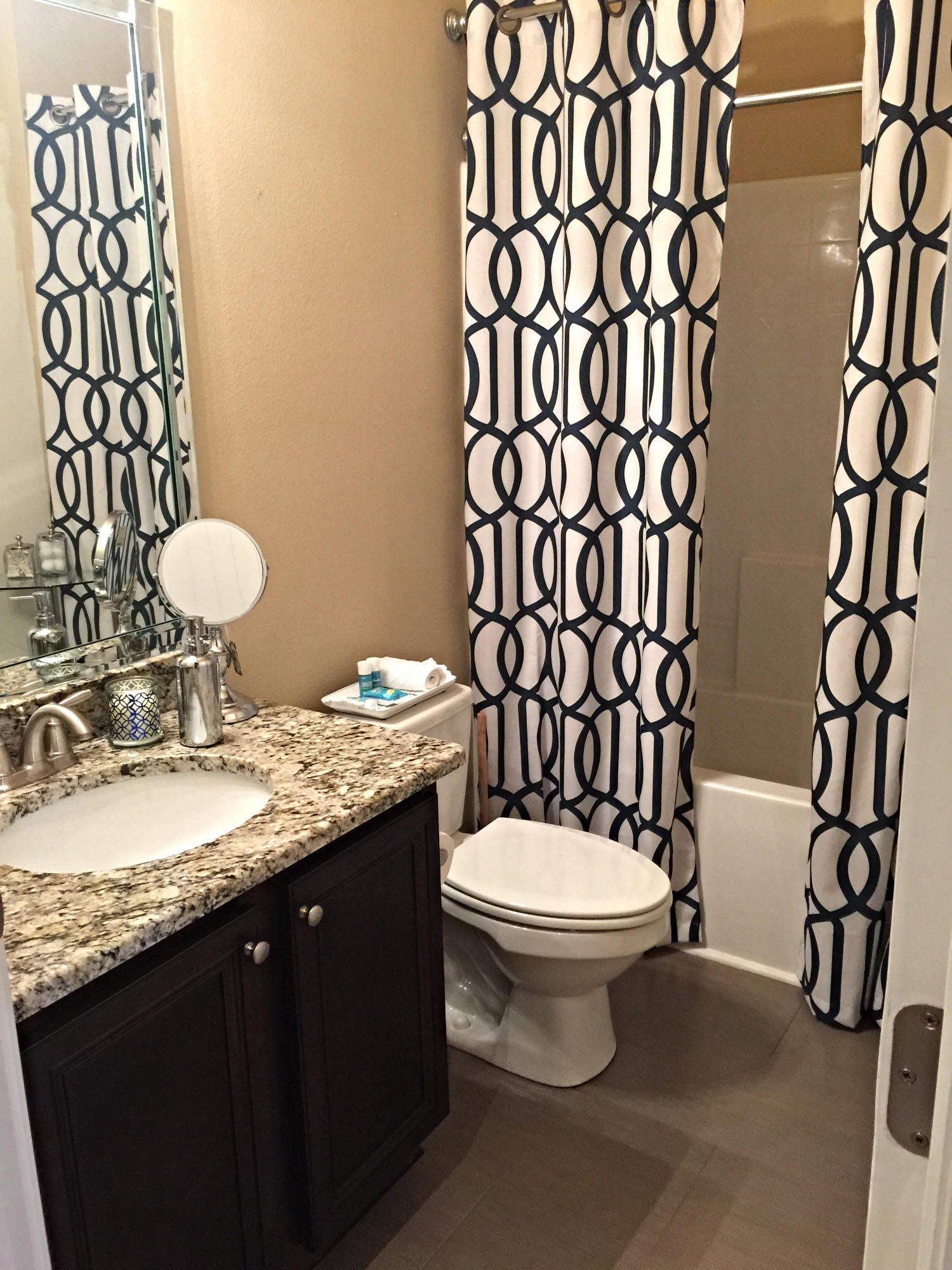 WHISPERING LAKES ESTATES - Residential