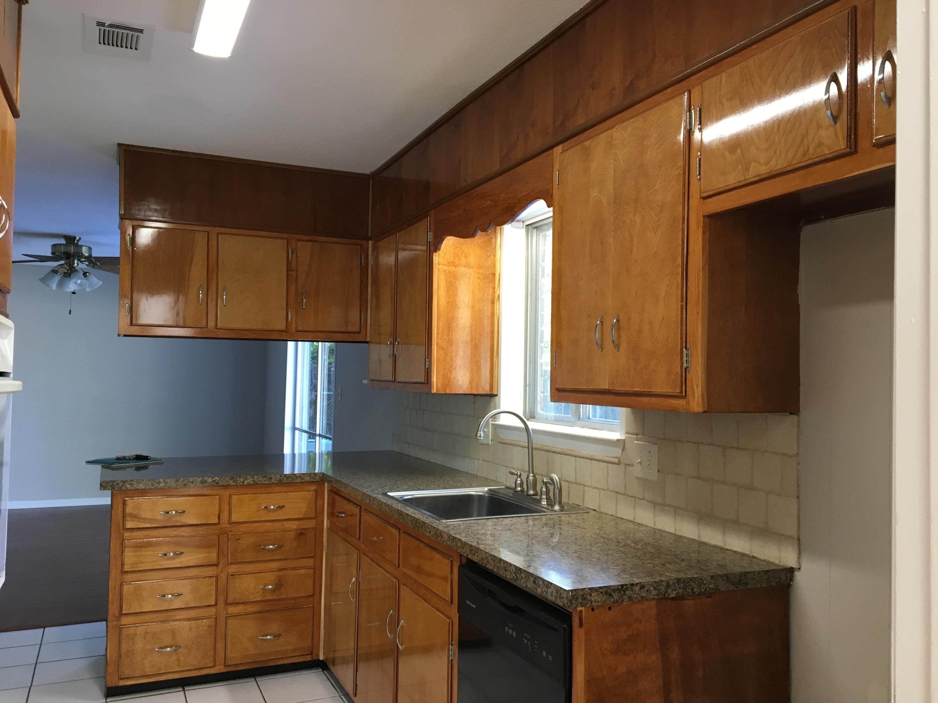 KENWOOD 1ST ADDN - Residential Lease