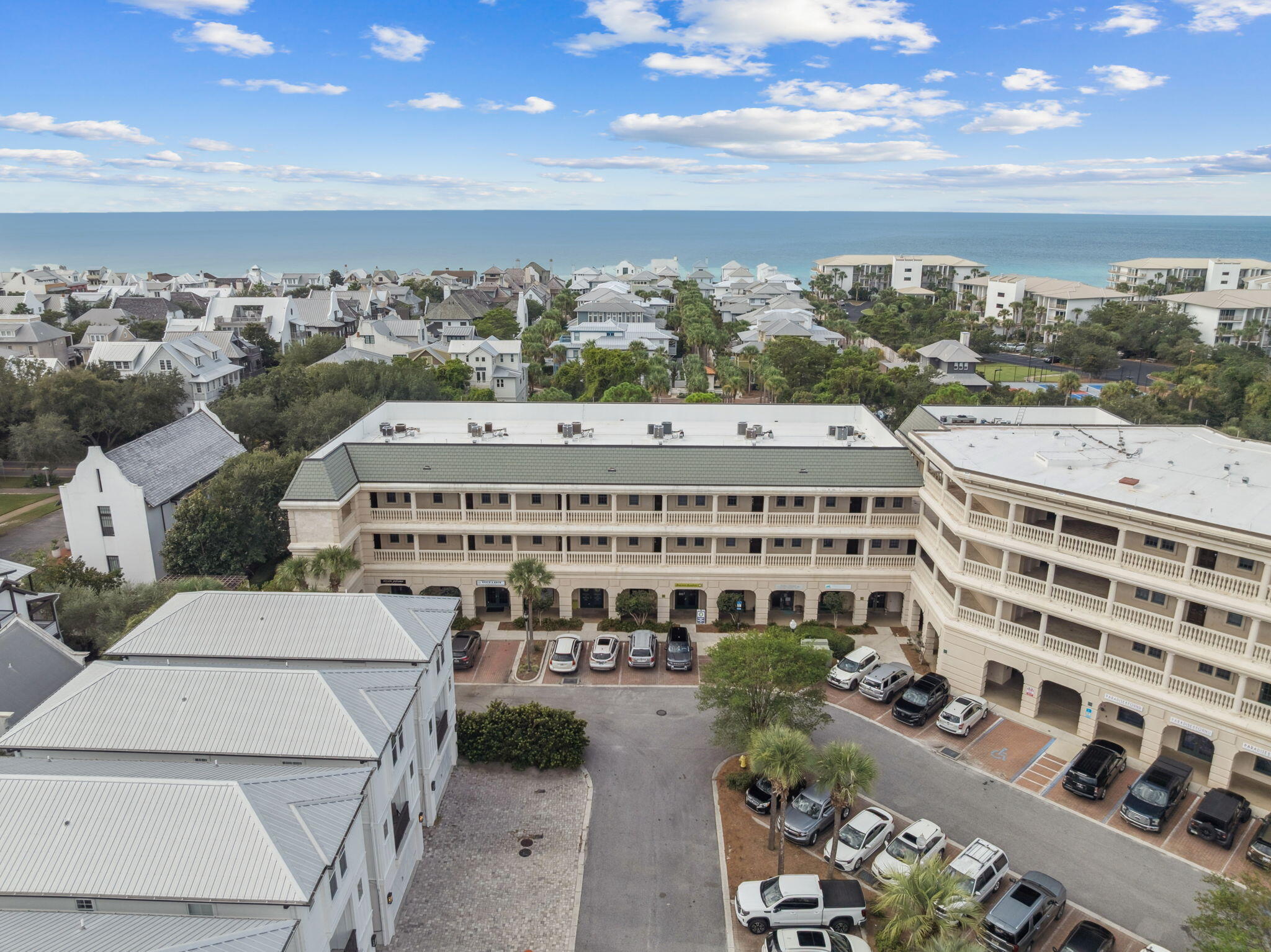 10343 E Co Highway 30A 307