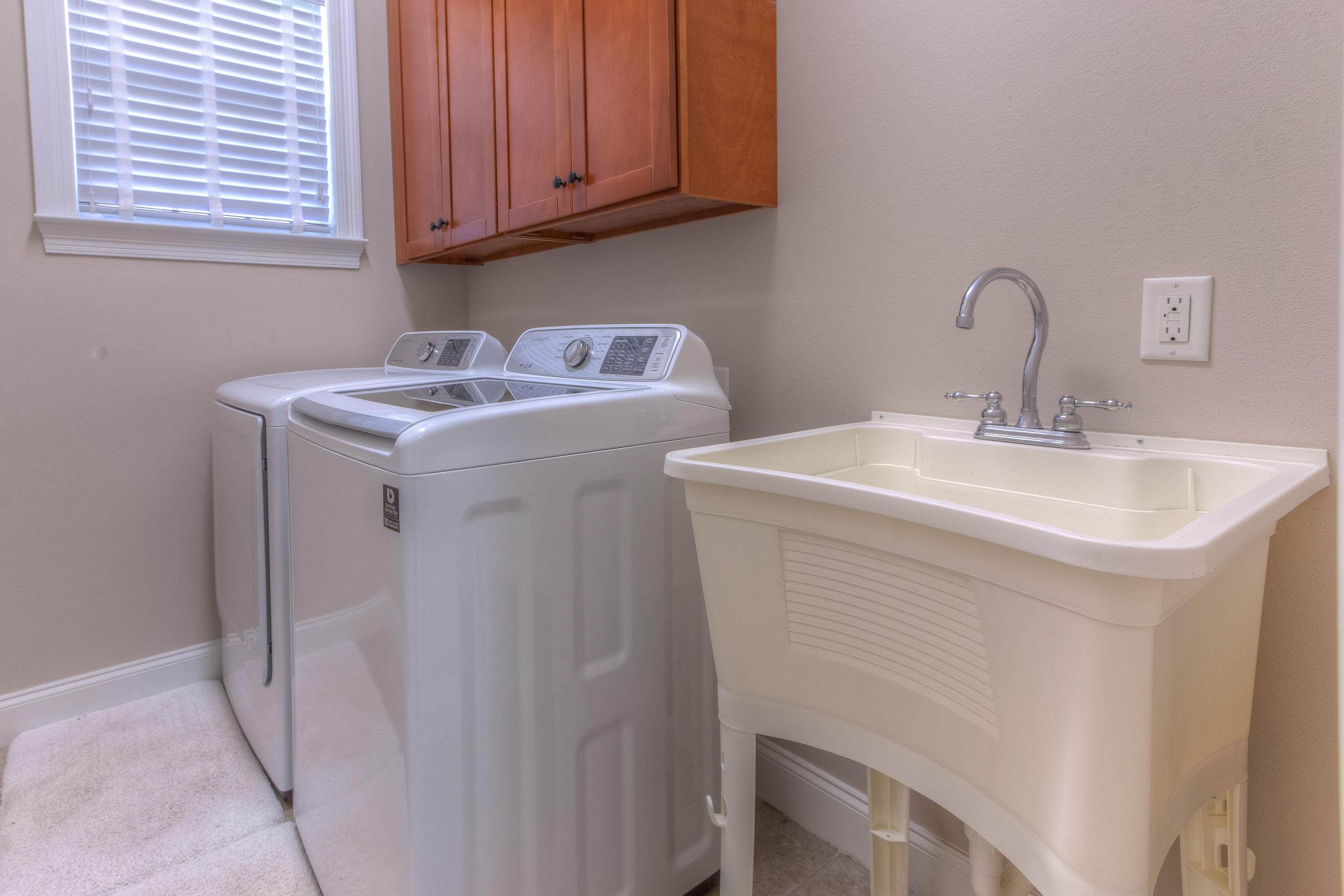 JUNIPER CREEK ESTATES - Residential