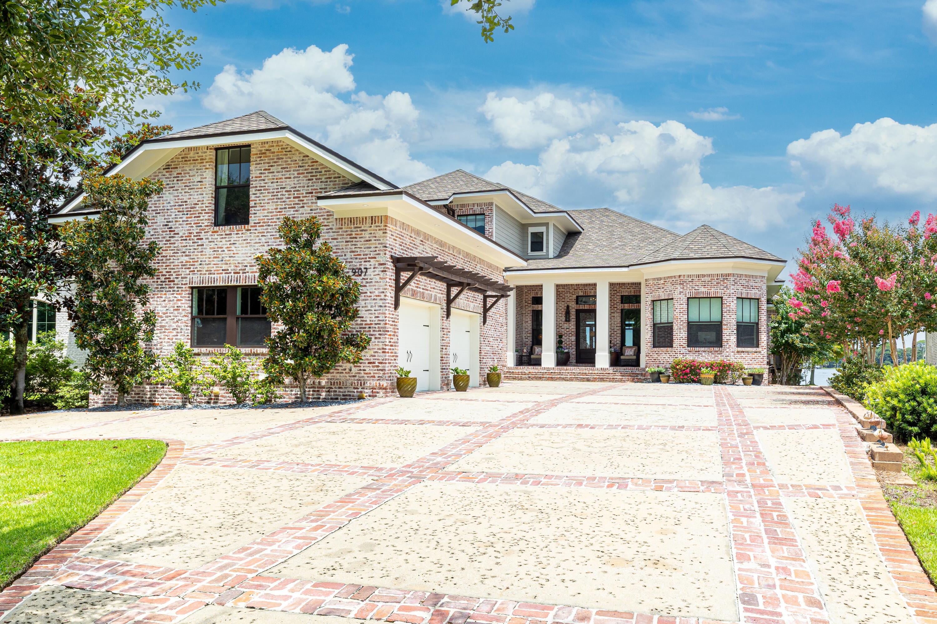 Peacock's Point - Residential