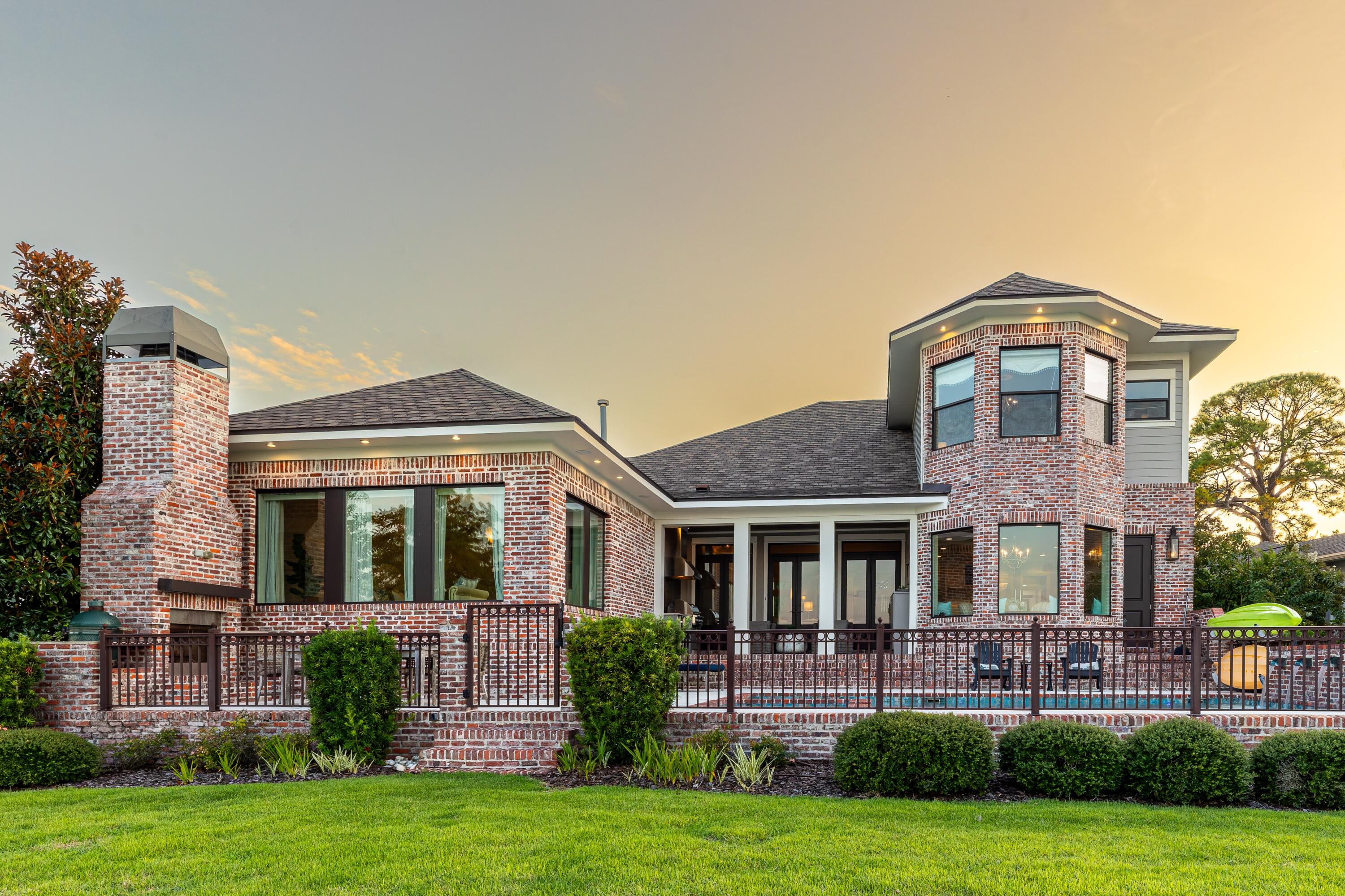 Peacock's Point - Residential