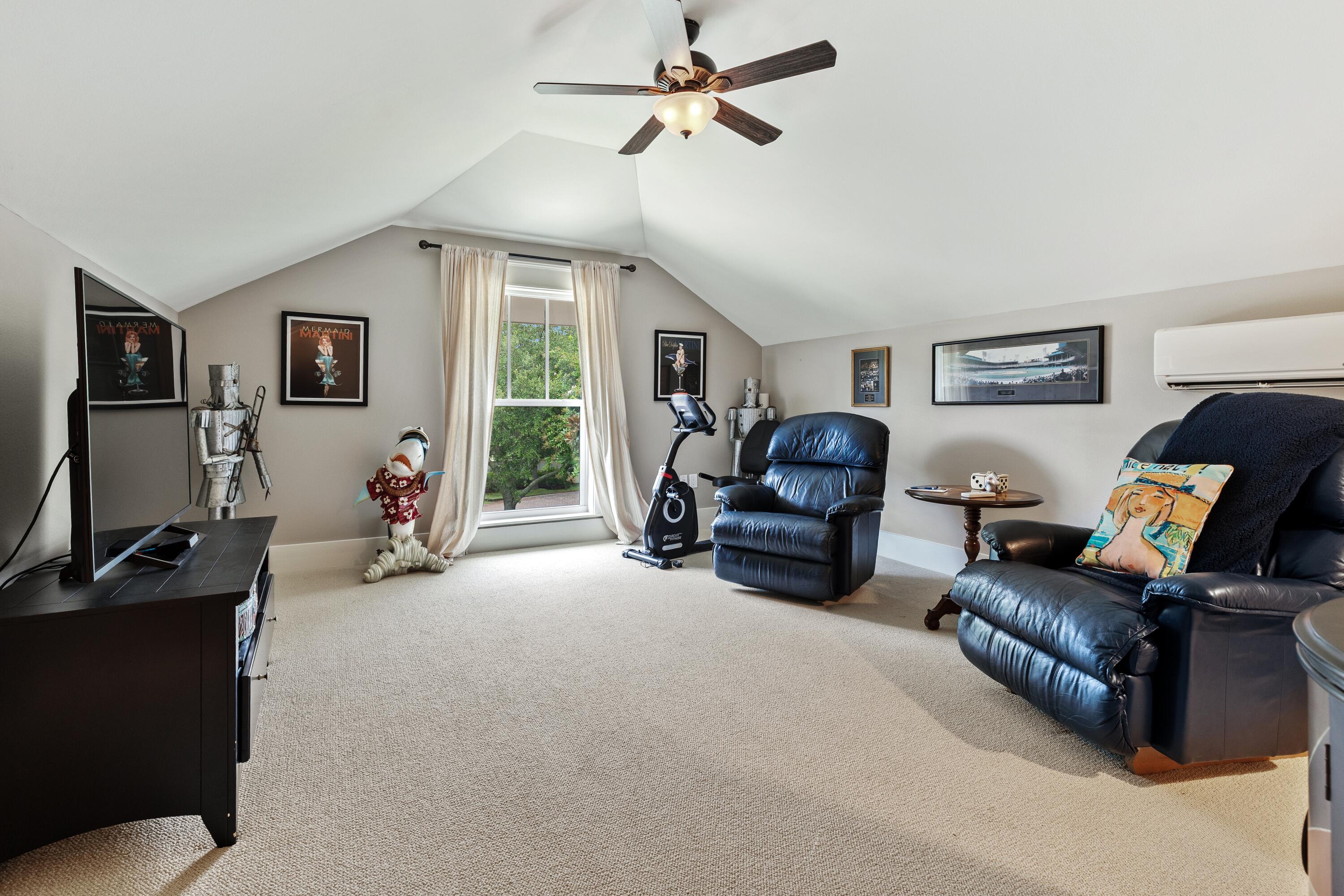 Peacock's Point - Residential