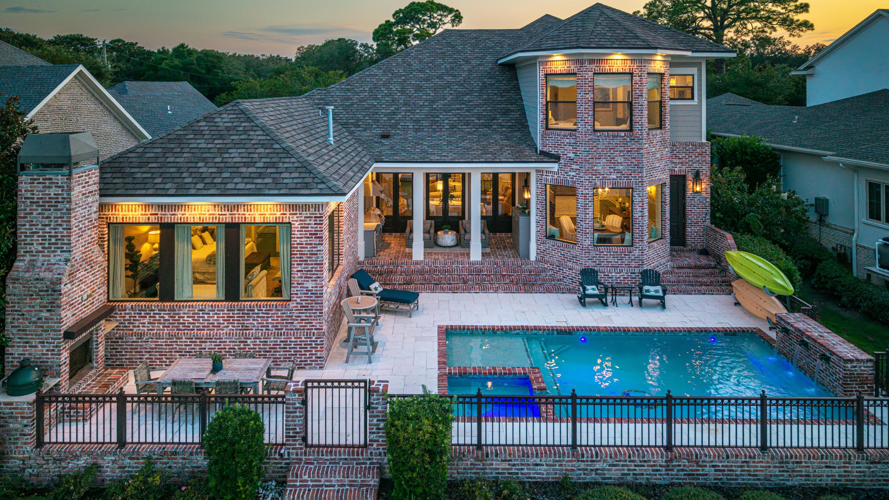 Peacock's Point - Residential