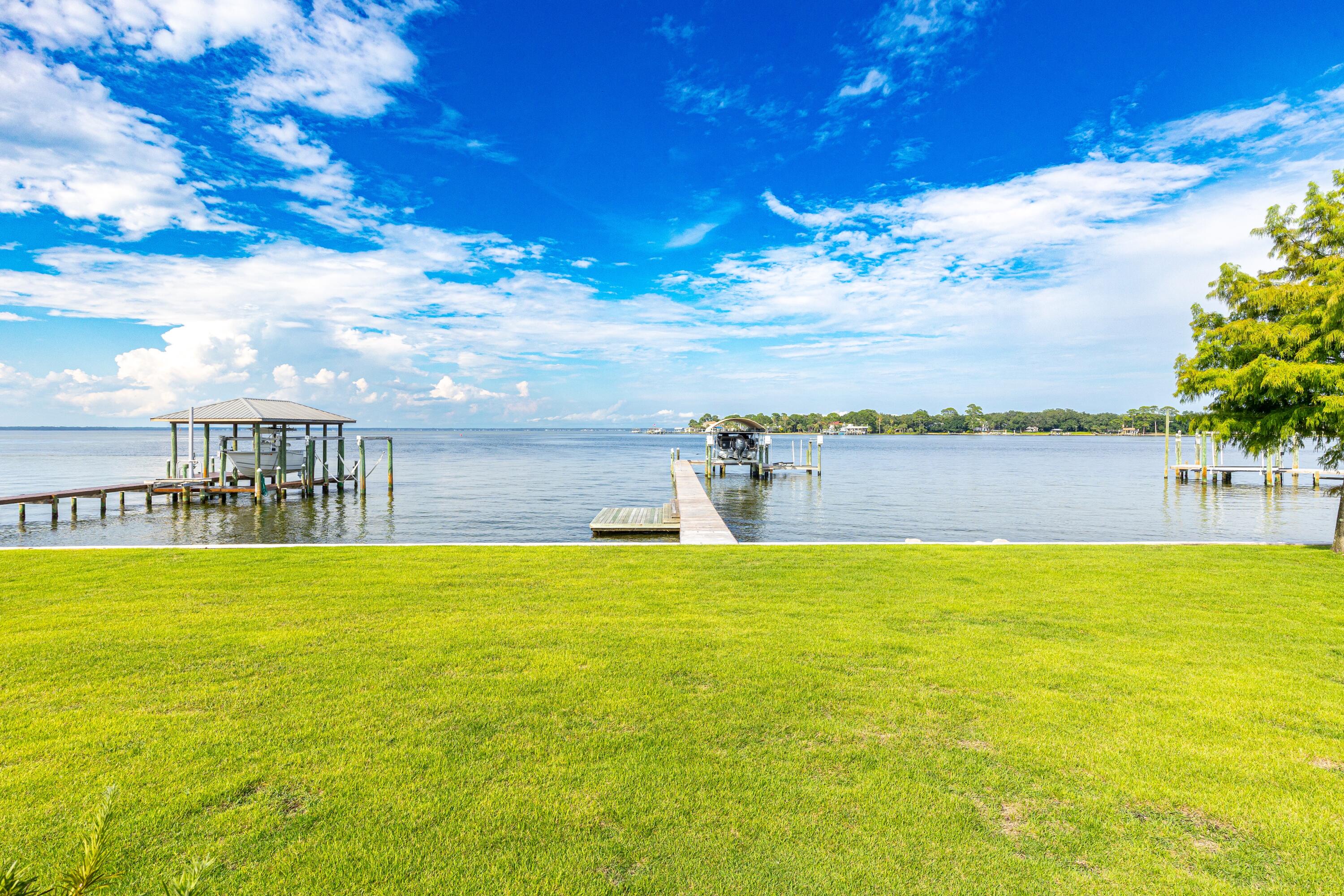 Peacock's Point - Residential