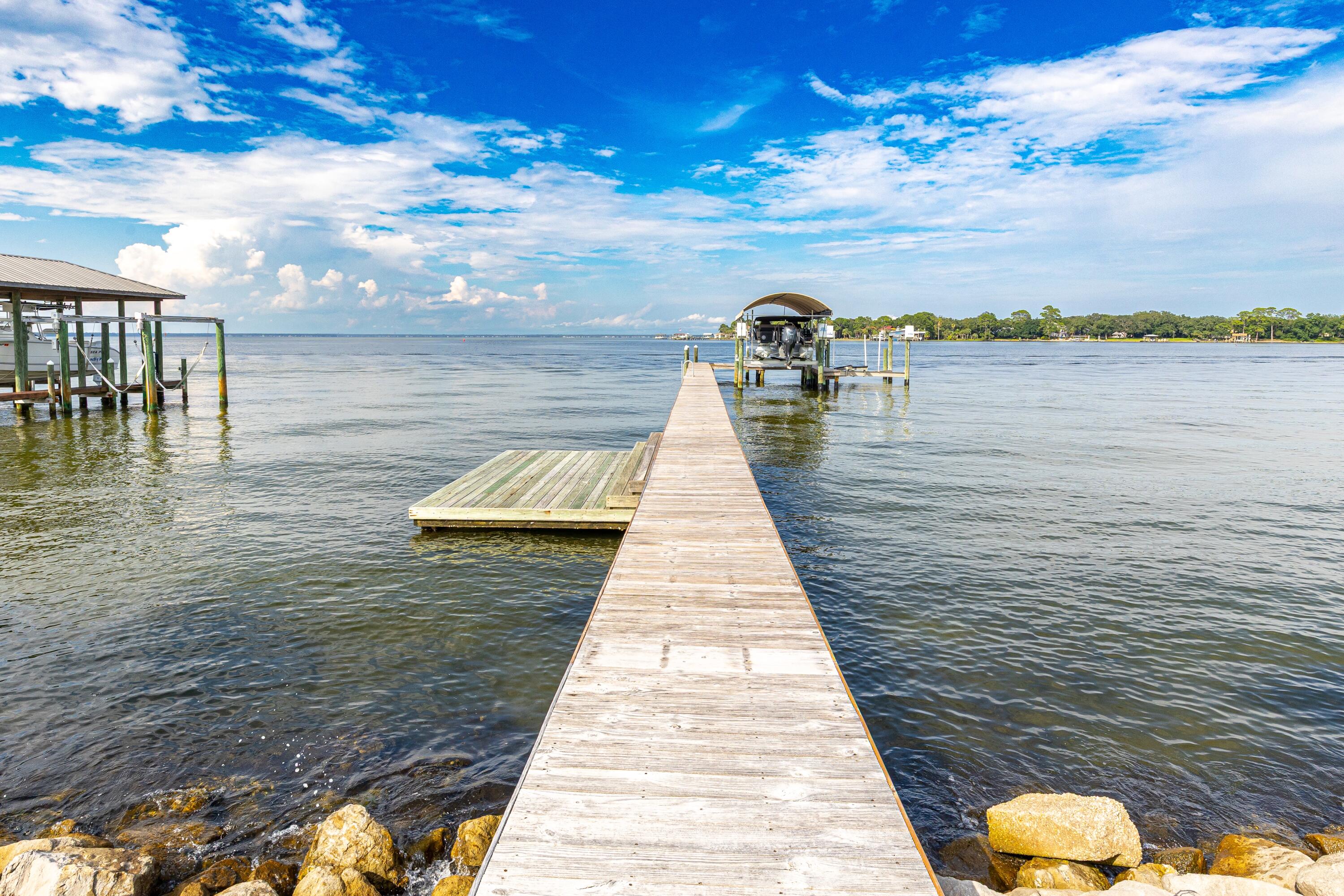 Peacock's Point - Residential