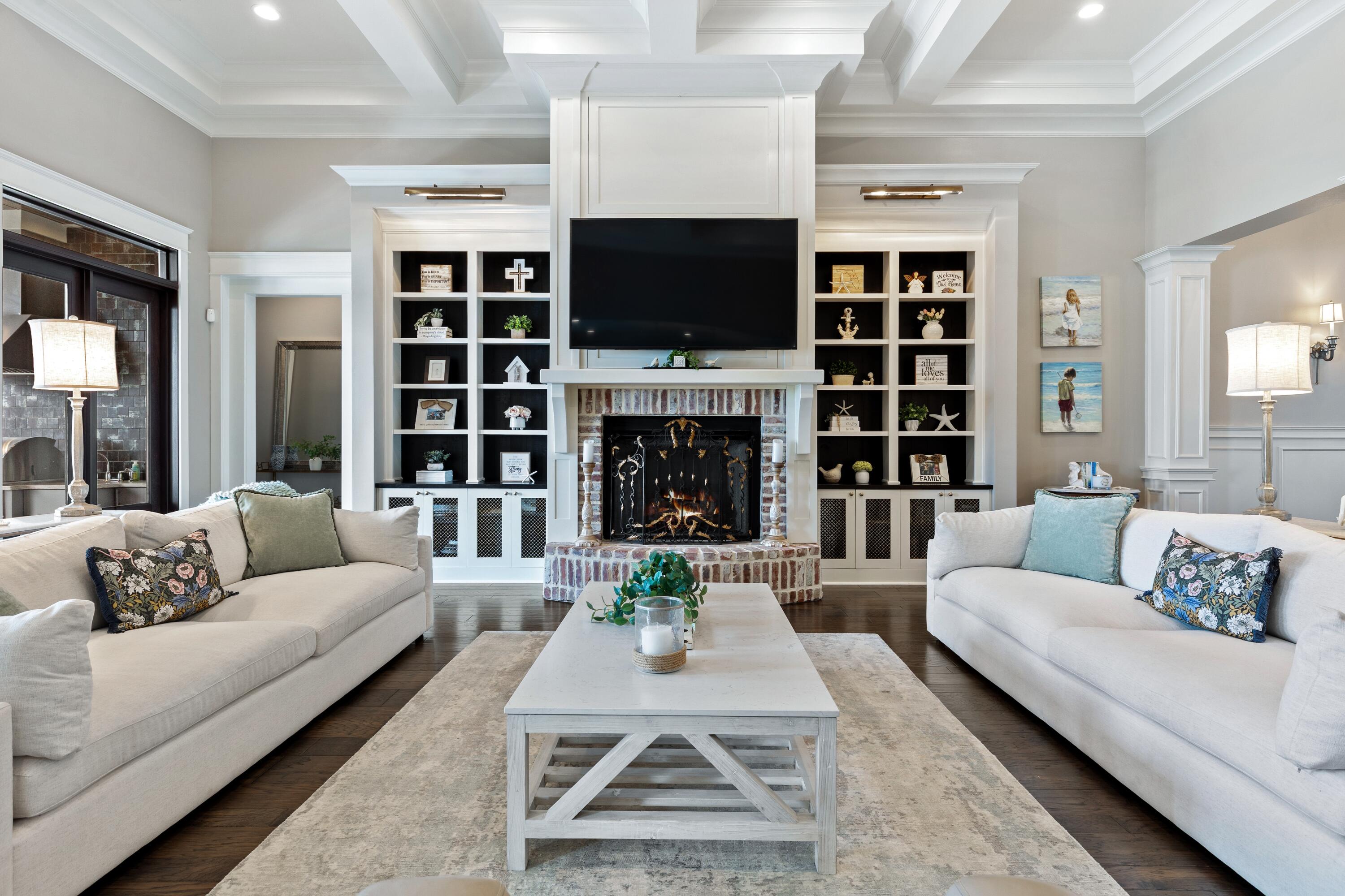 Peacock's Point - Residential