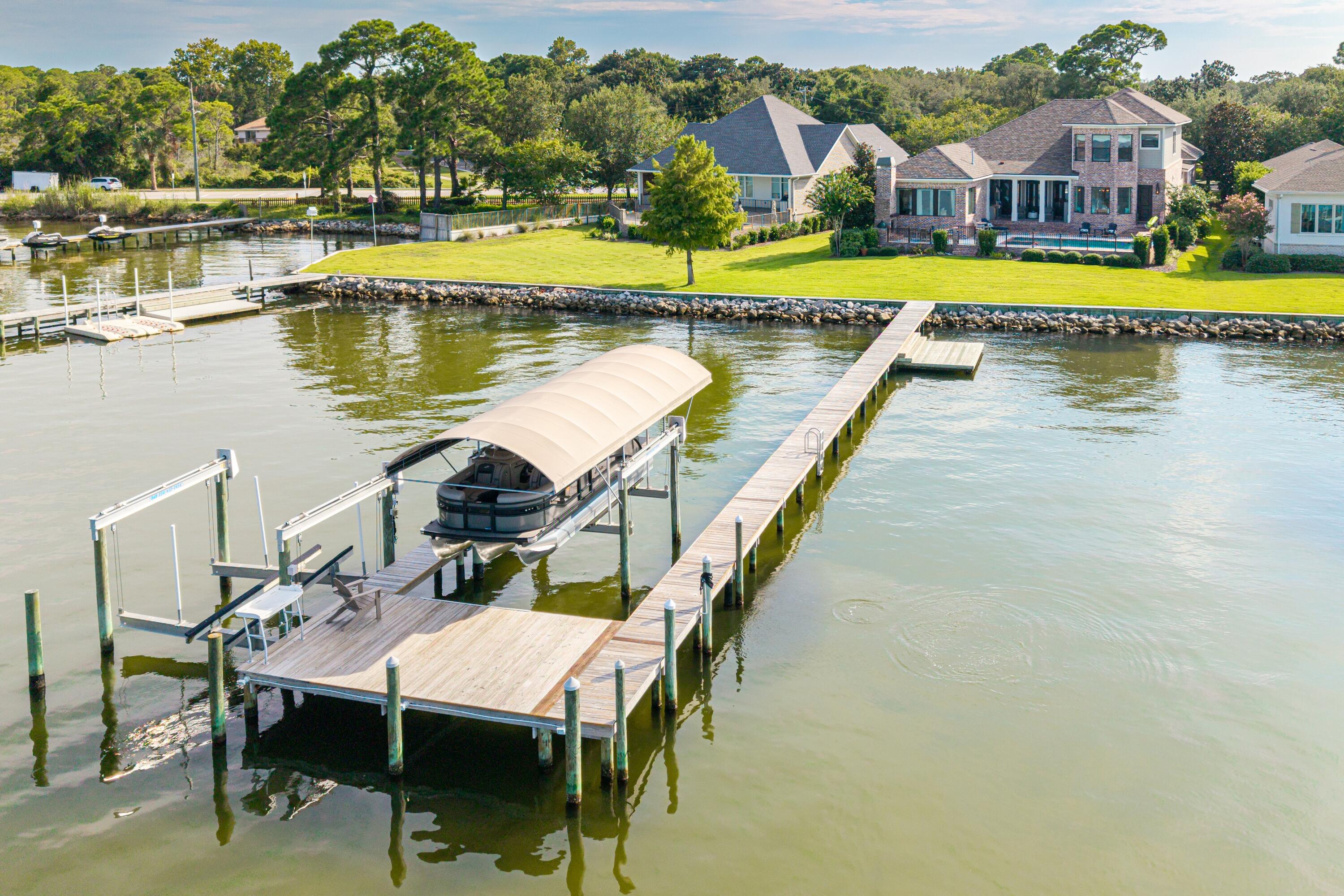 Peacock's Point - Residential