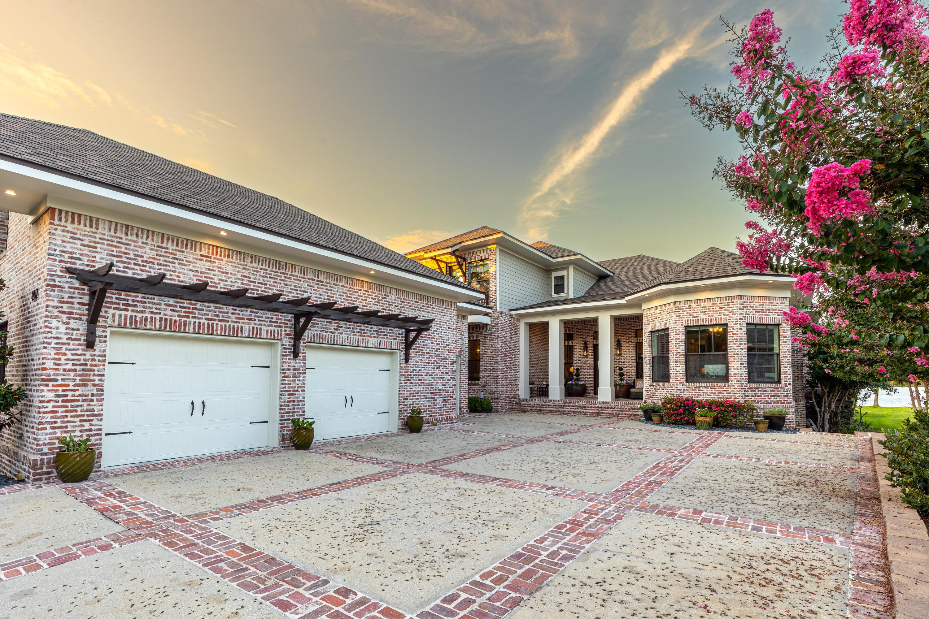 Peacock's Point - Residential