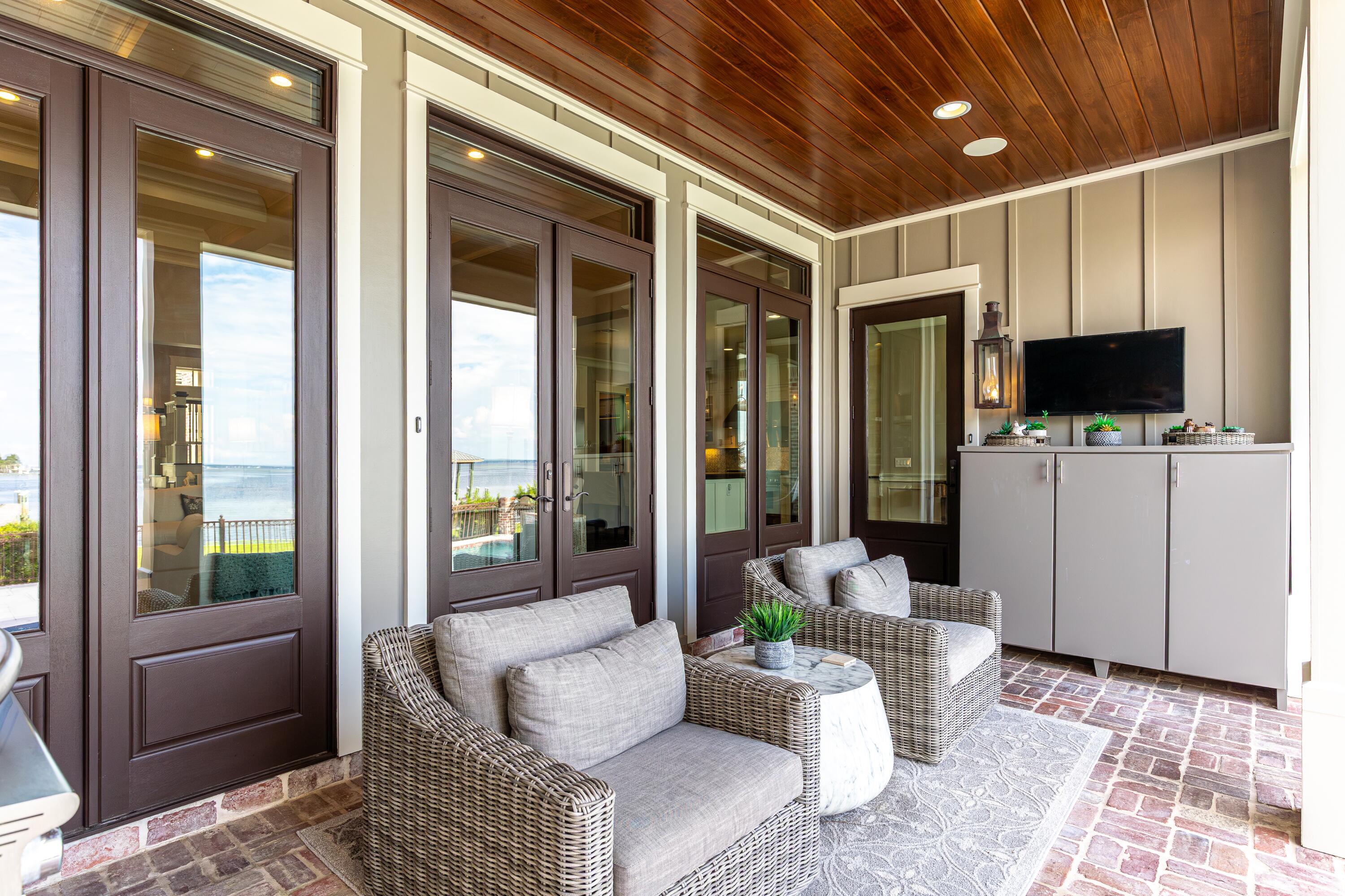 Peacock's Point - Residential