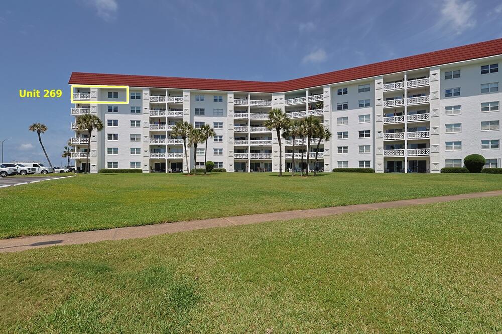 EL MATADOR CONDO - Residential