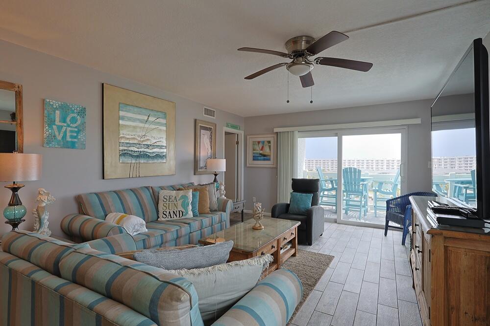 EL MATADOR CONDO - Residential