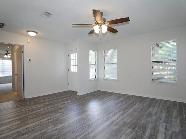 FLORIDA HEIGHTS - Residential