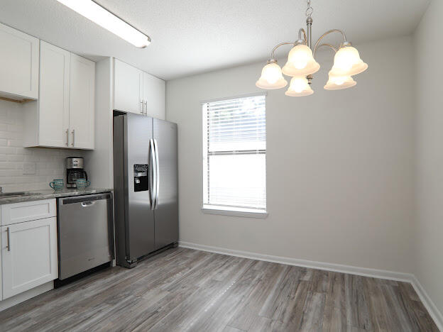 FLORIDA HEIGHTS - Residential