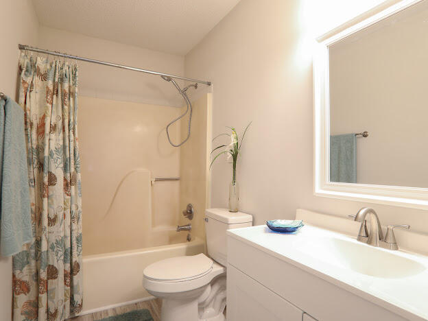 FLORIDA HEIGHTS - Residential