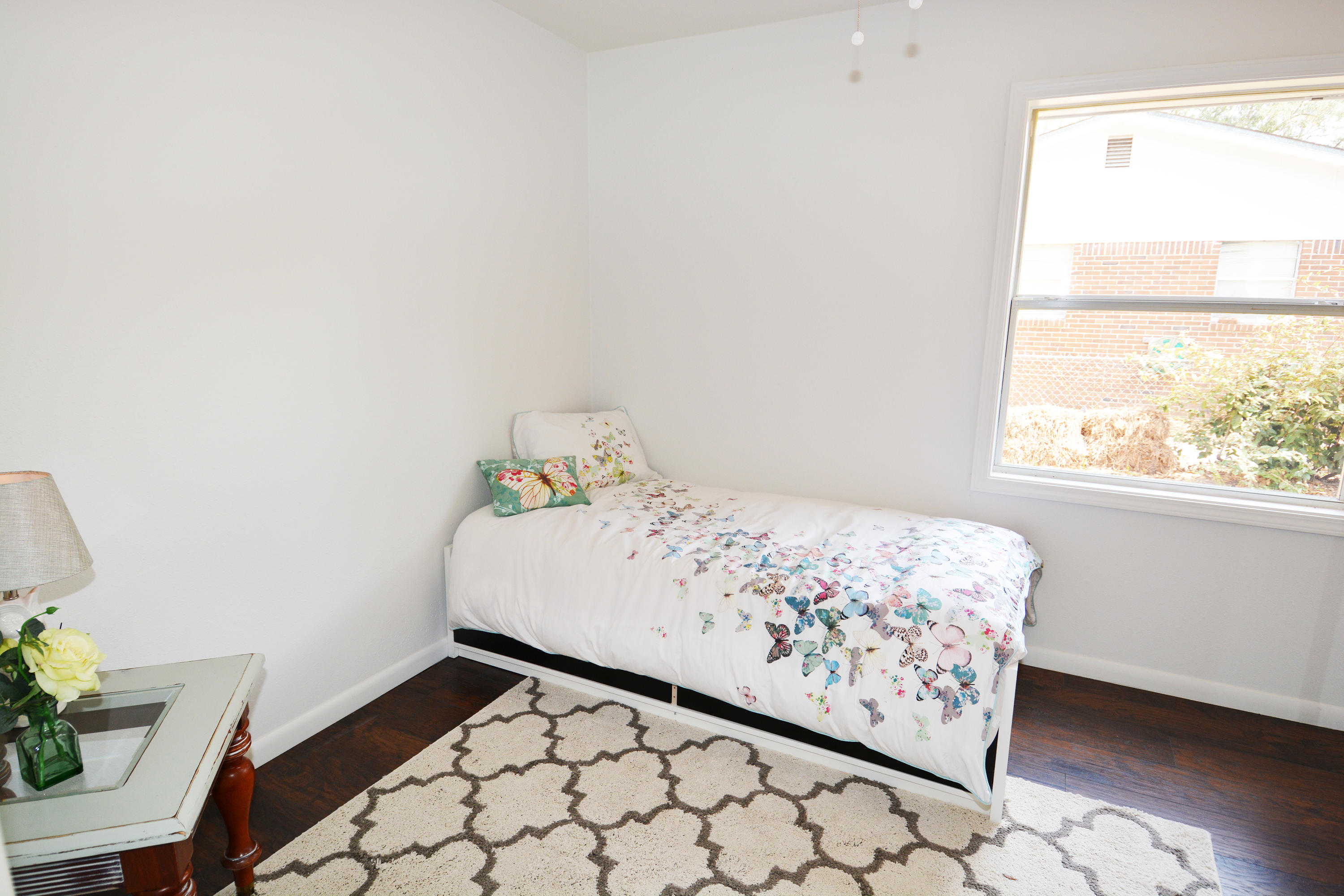 1304 - So of 20 to Valp Blvd - Residential