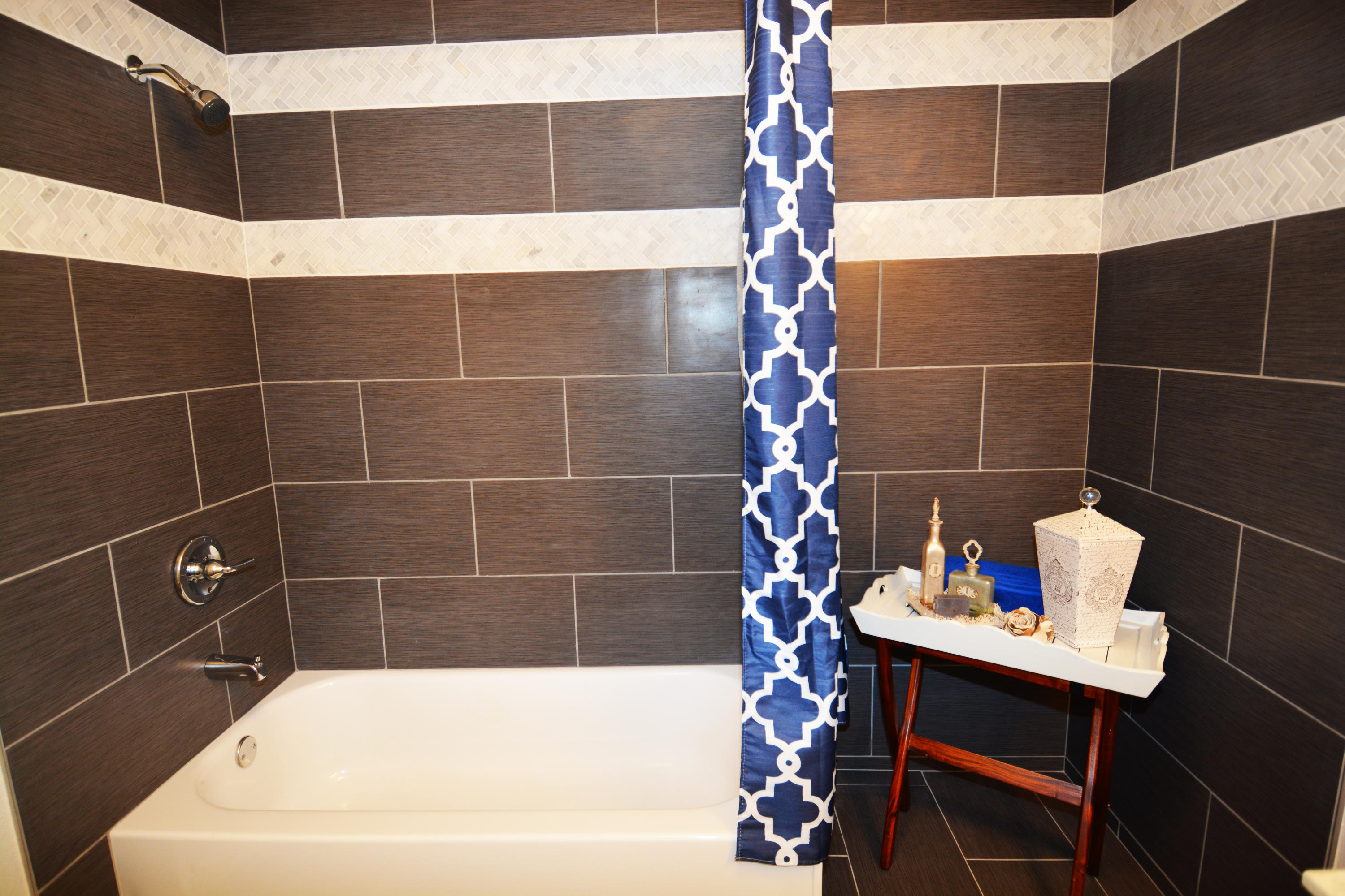 1304 - So of 20 to Valp Blvd - Residential