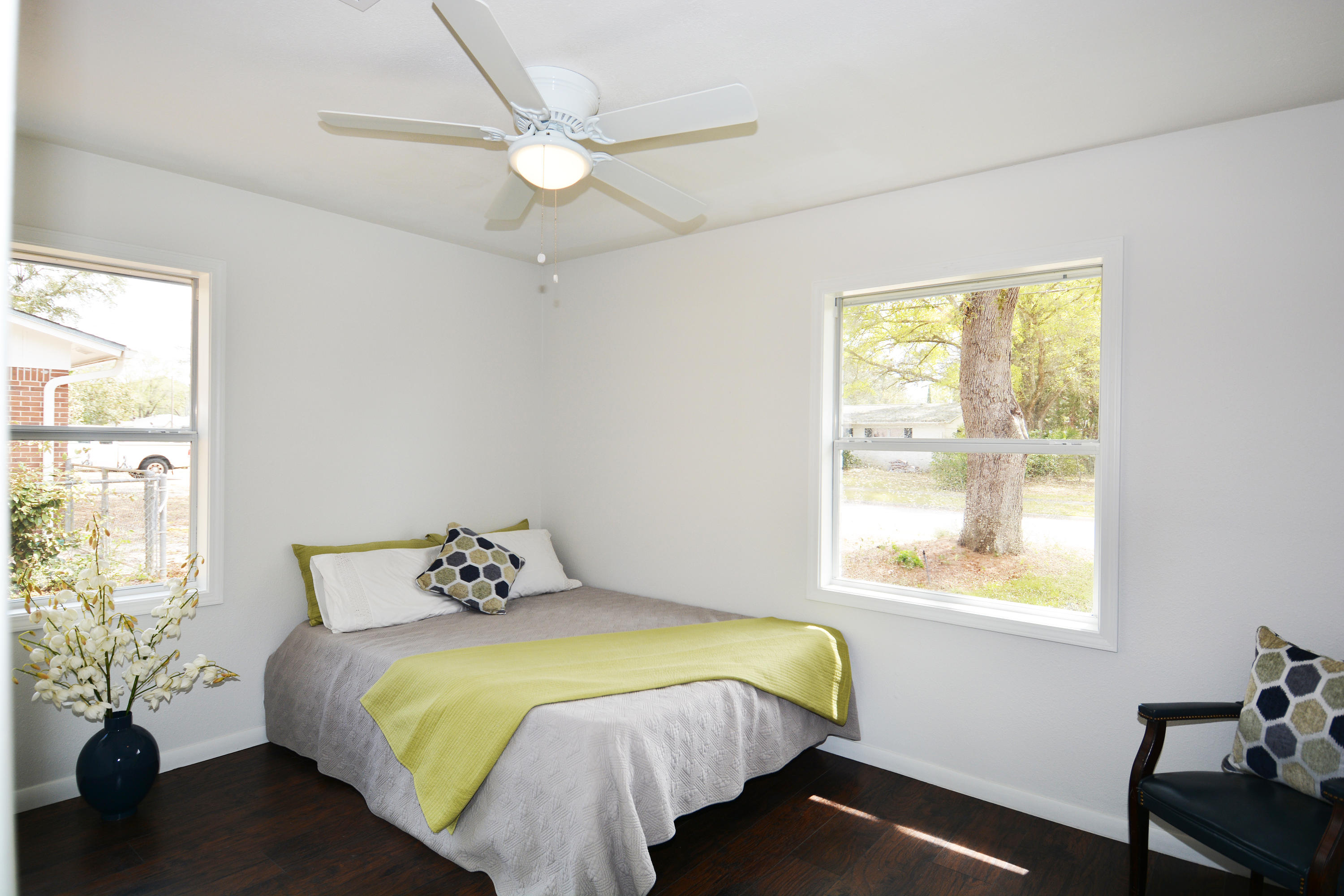 1304 - So of 20 to Valp Blvd - Residential