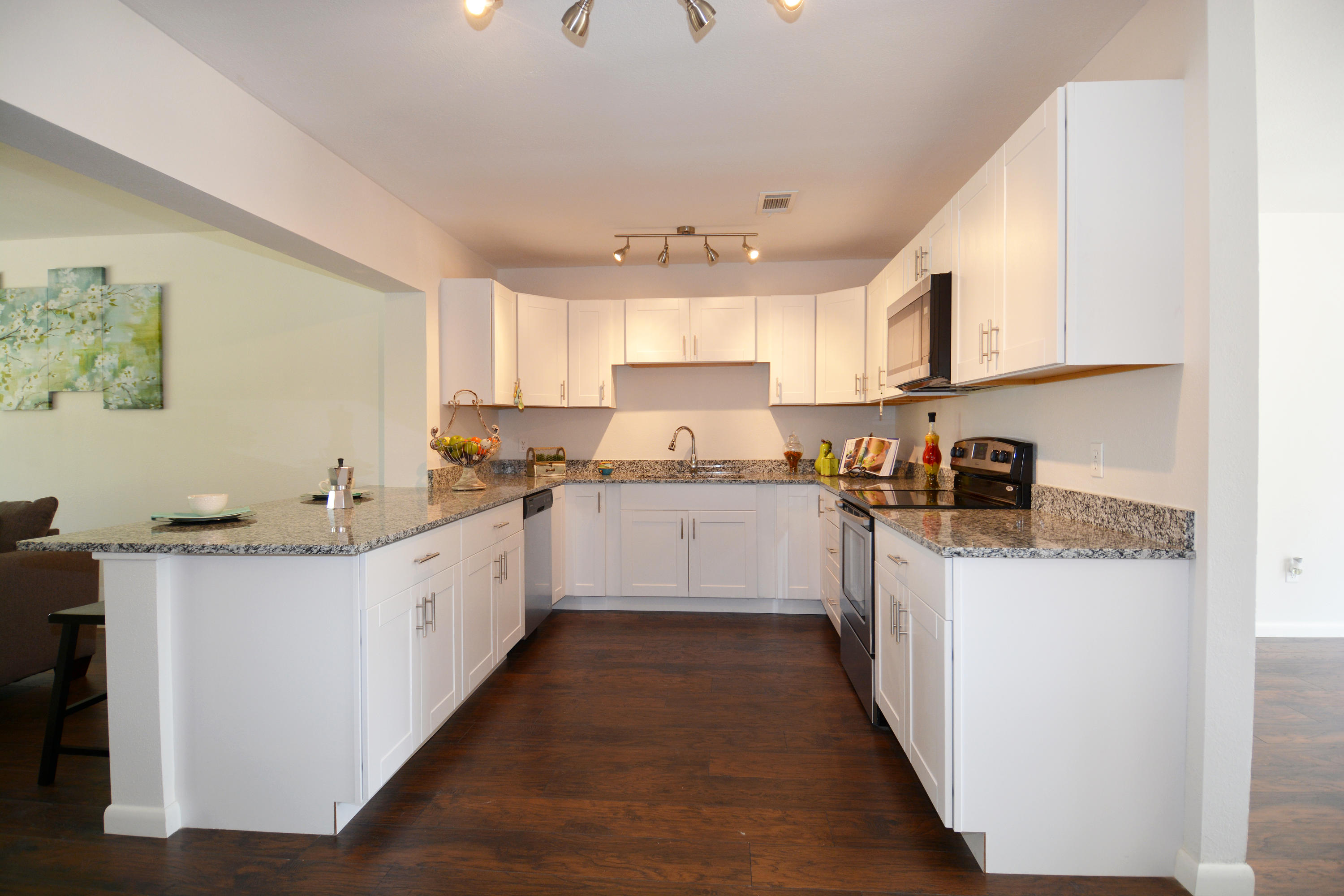 1304 - So of 20 to Valp Blvd - Residential