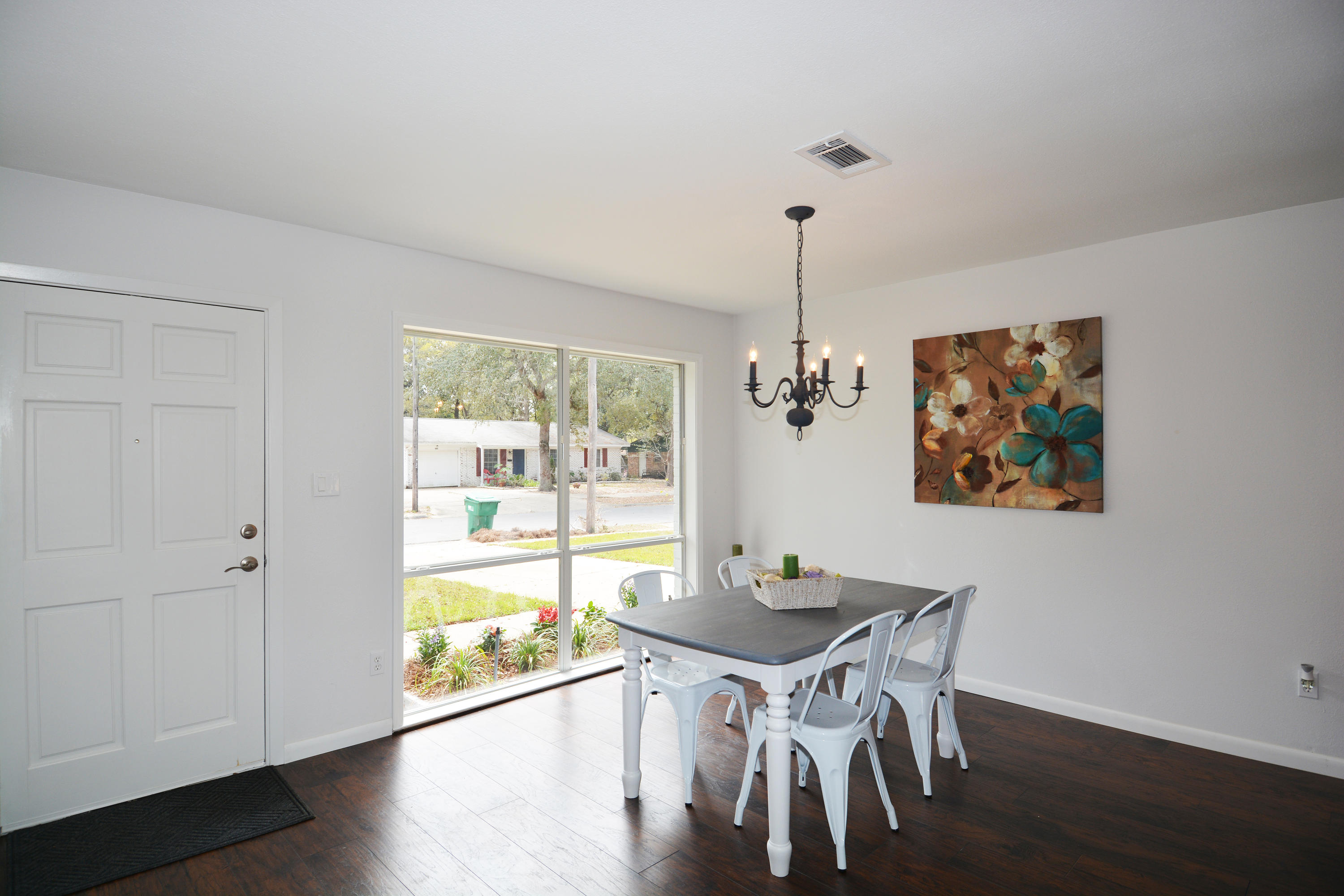 1304 - So of 20 to Valp Blvd - Residential