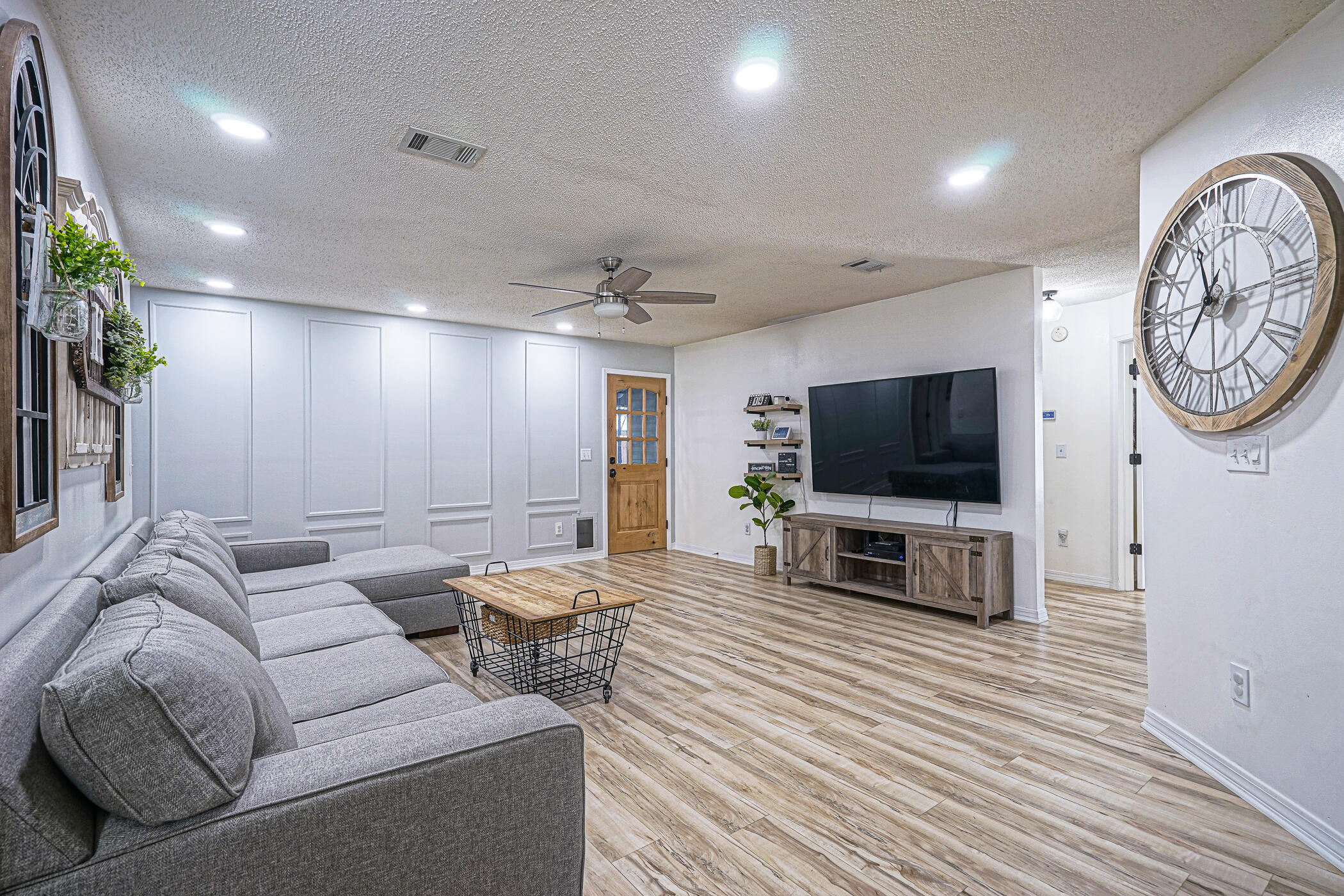 INDIGO VILLAGE LOT 28 BLK B - Residential