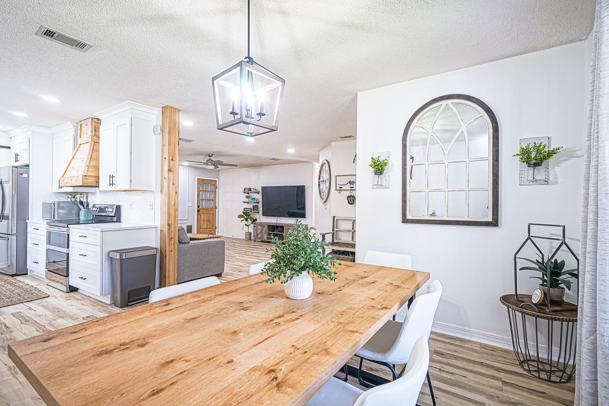 INDIGO VILLAGE LOT 28 BLK B - Residential