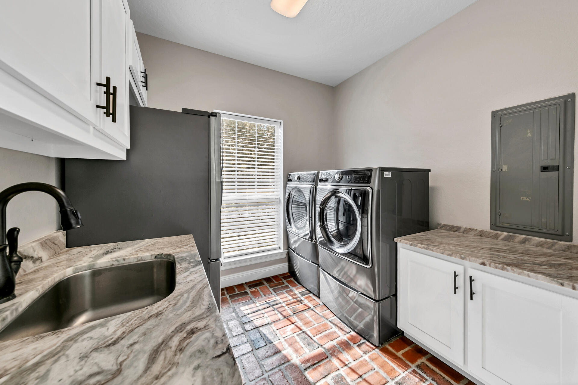 CALHOUN S/D TO DESTIN - Residential