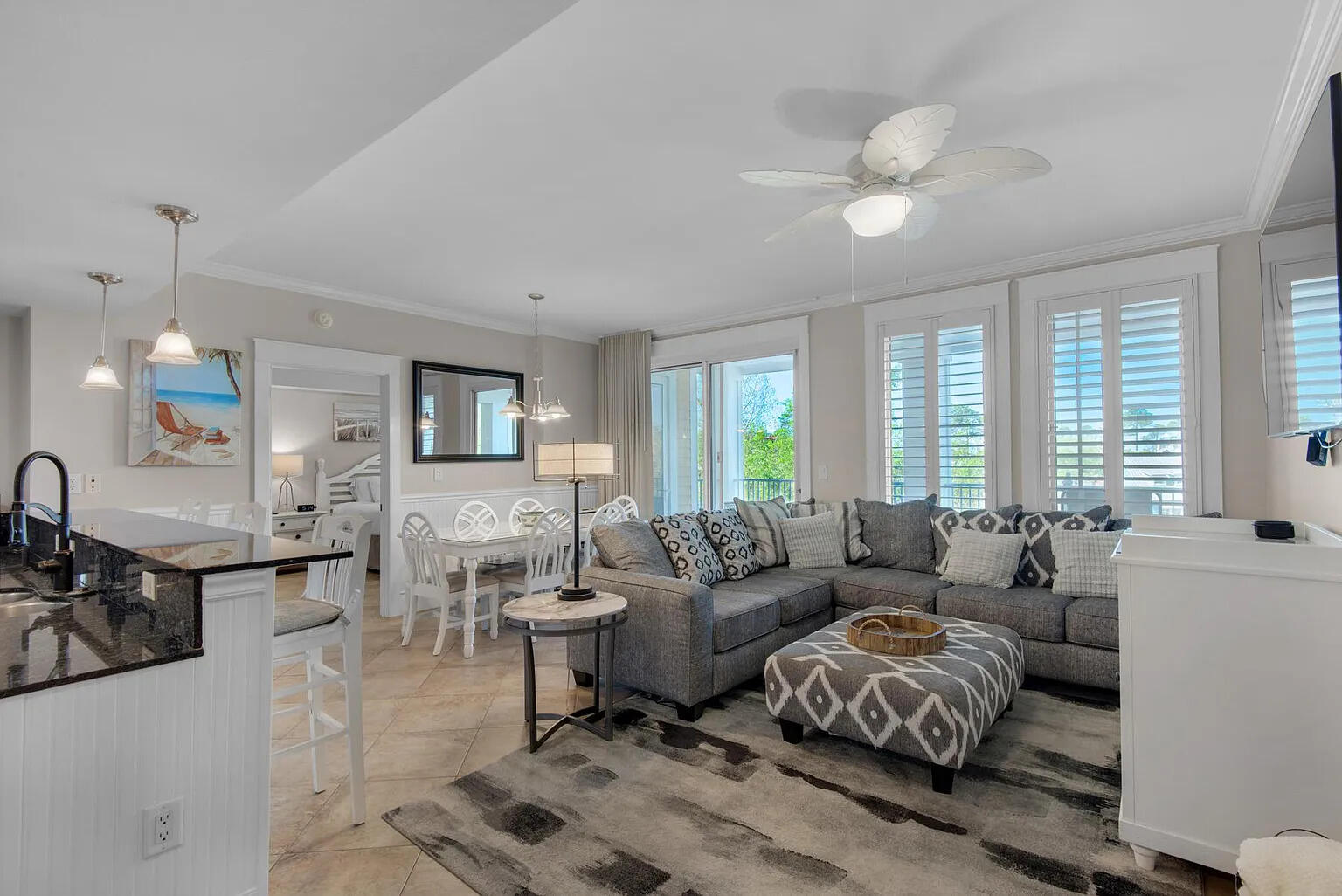 OBSERVATION POINT SOUTH - Residential Lease