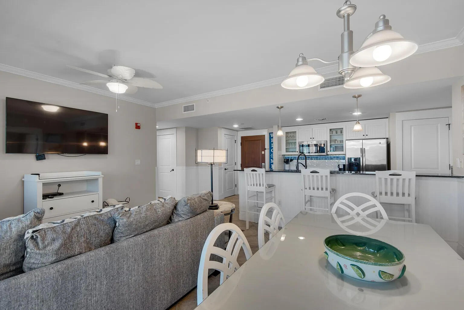 OBSERVATION POINT SOUTH - Residential Lease