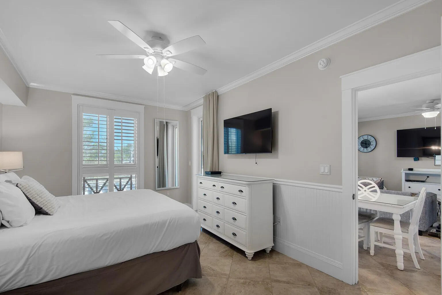 OBSERVATION POINT SOUTH - Residential Lease