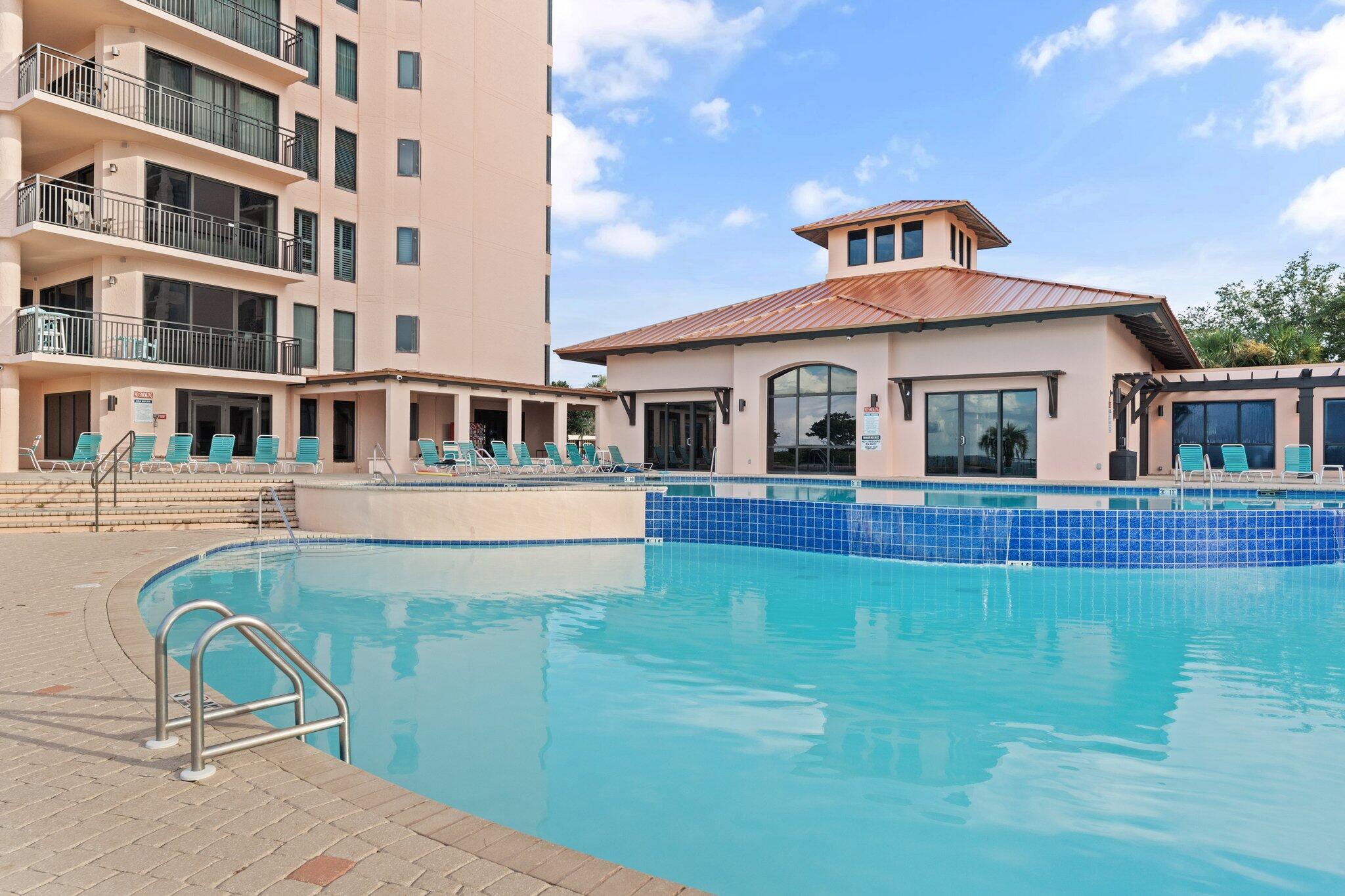 SEACHASE CONDO - Residential