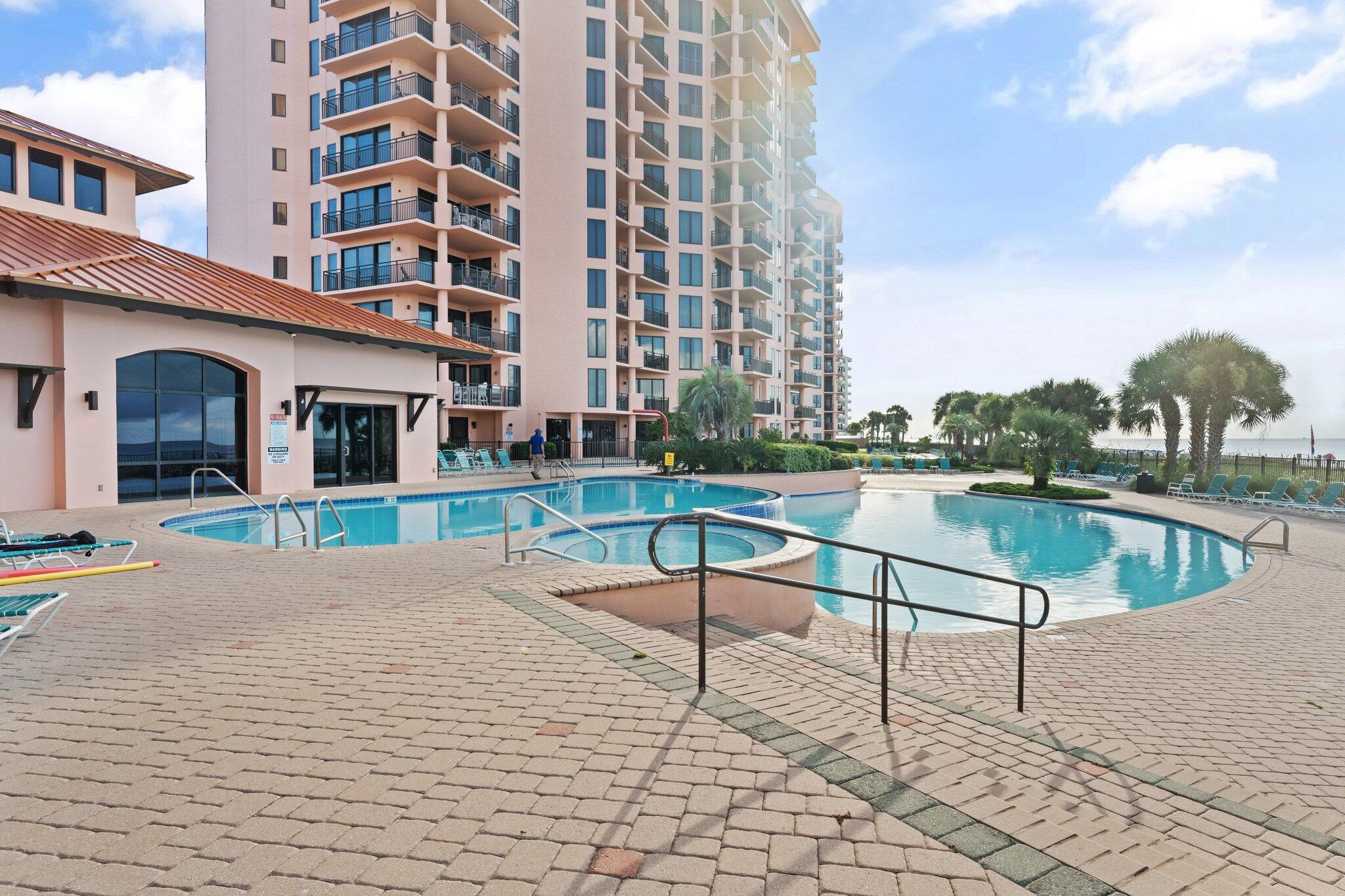 SEACHASE CONDO - Residential