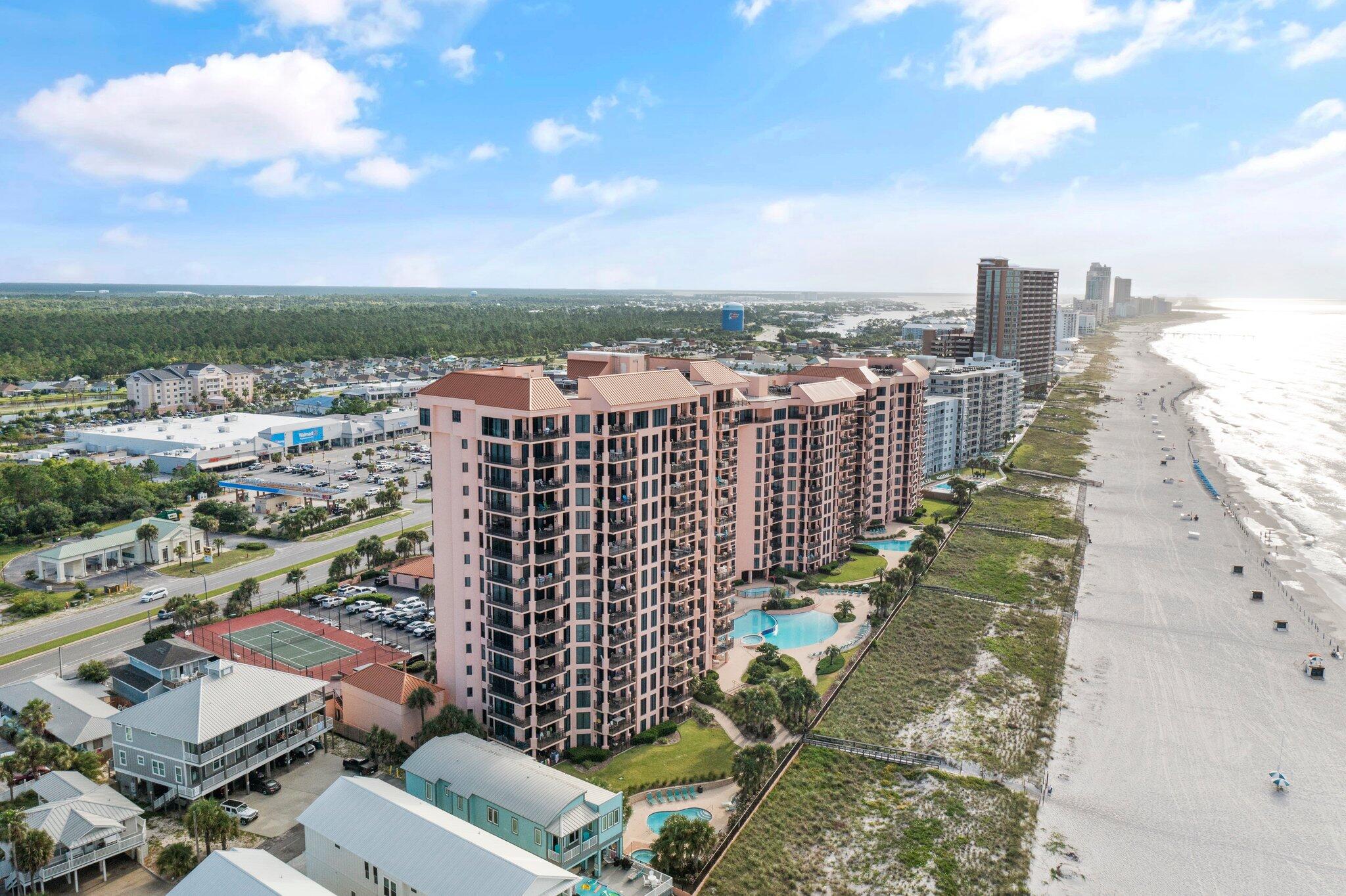 SEACHASE CONDO - Residential