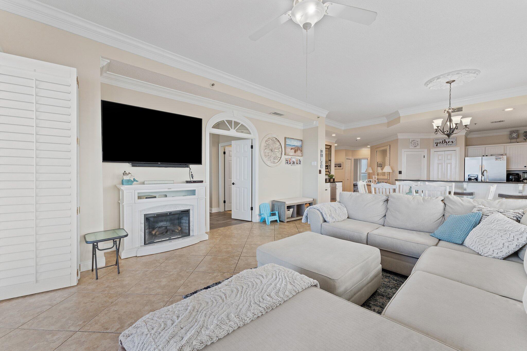 SEACHASE CONDO - Residential