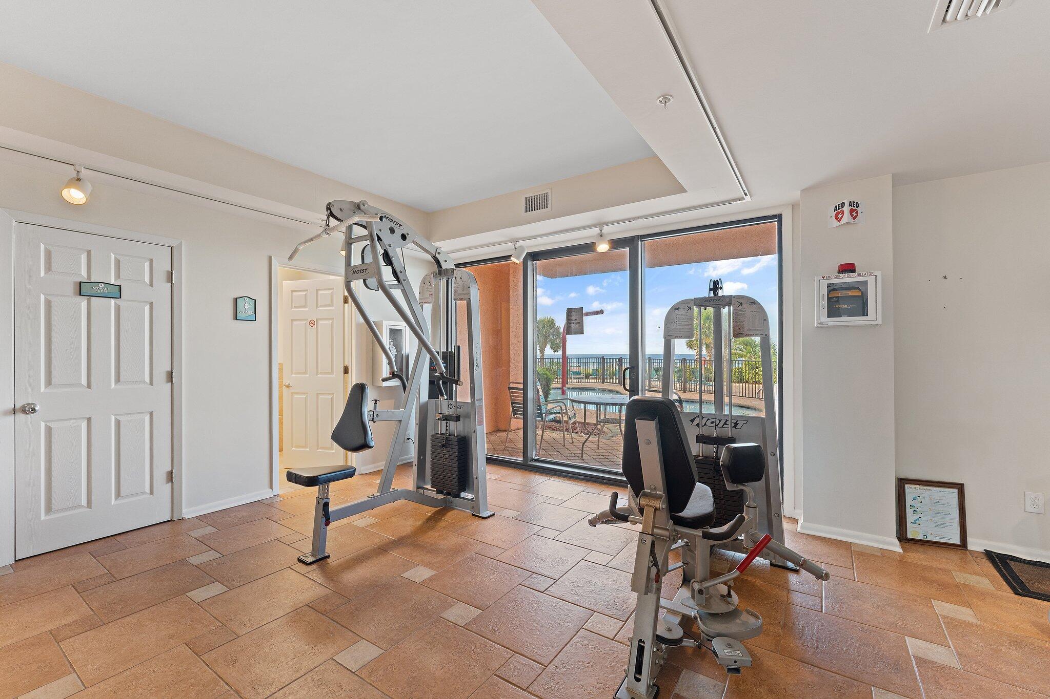 SEACHASE CONDO - Residential